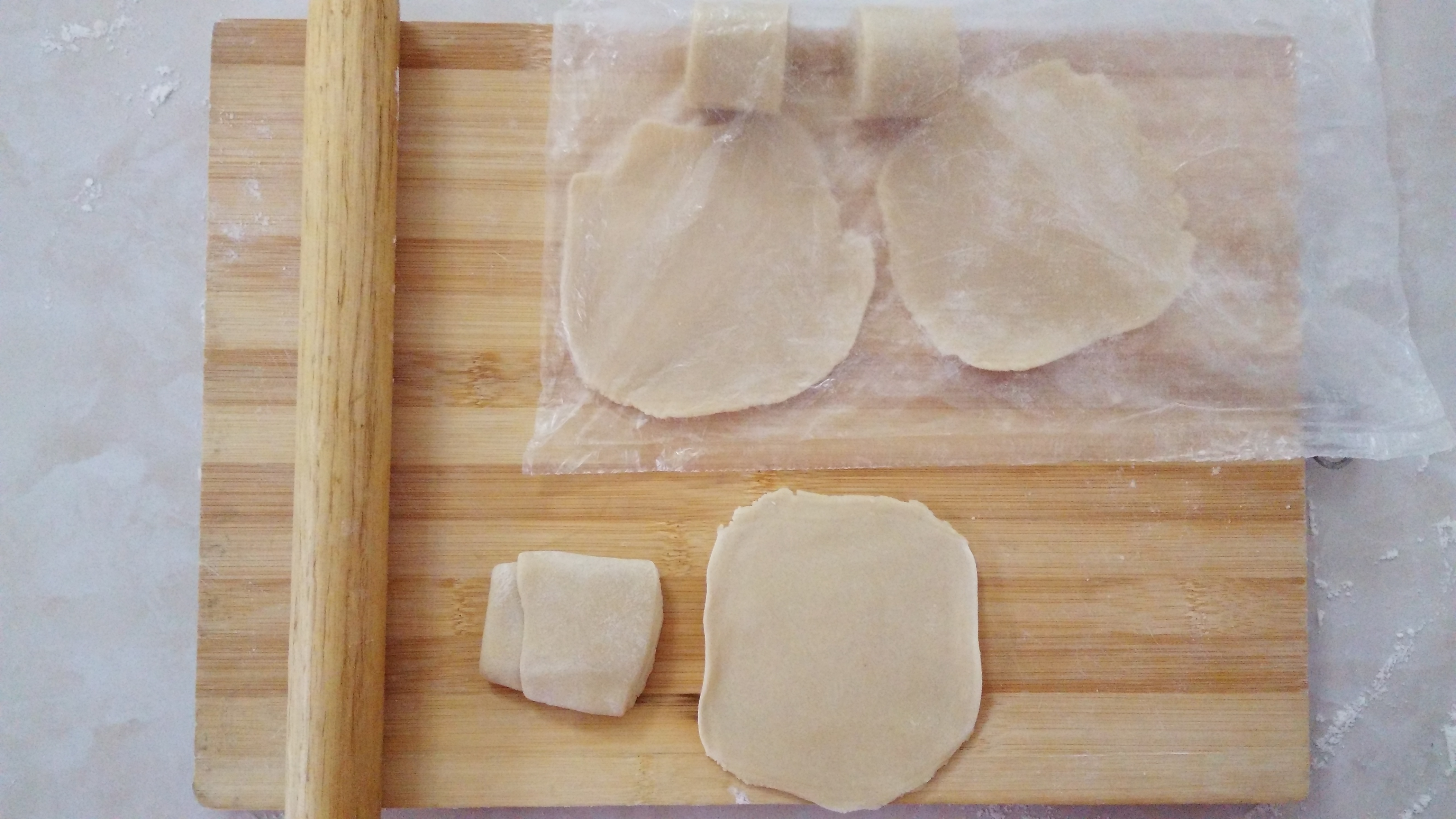 植物油版-佛手酥,蘇式月餅,老婆餅,蓮花酥,梅花酥(2種簡易包酥法)的做法 步骤14