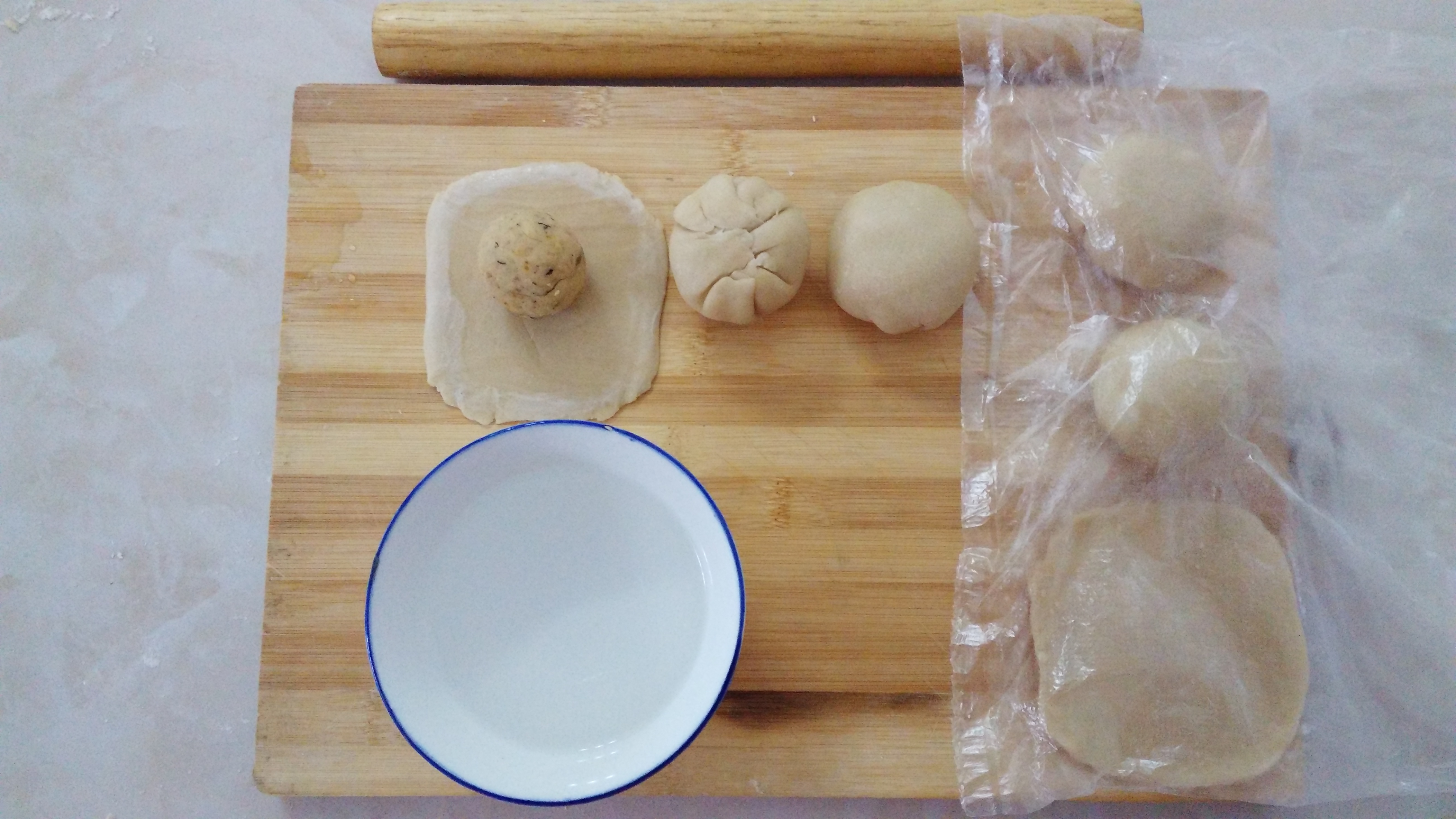 植物油版-佛手酥,蘇式月餅,老婆餅,蓮花酥,梅花酥(2種簡易包酥法)的做法 步骤15