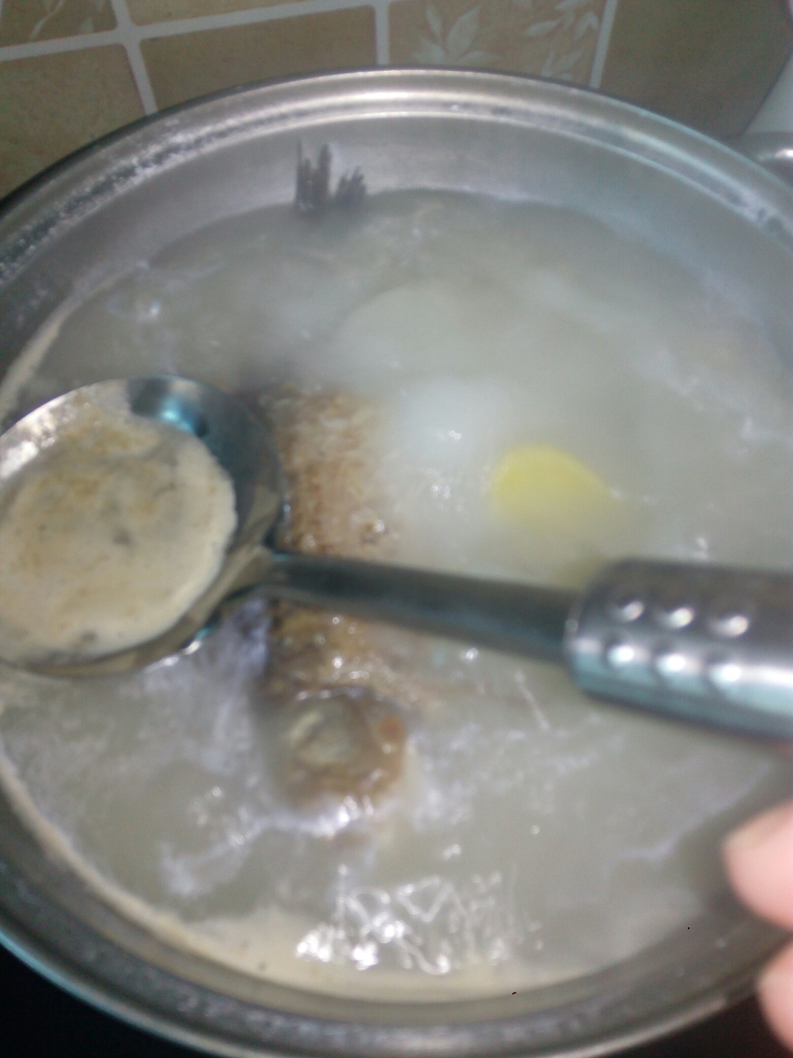 簡易鮮美的鯽魚豆腐湯的做法 步骤6