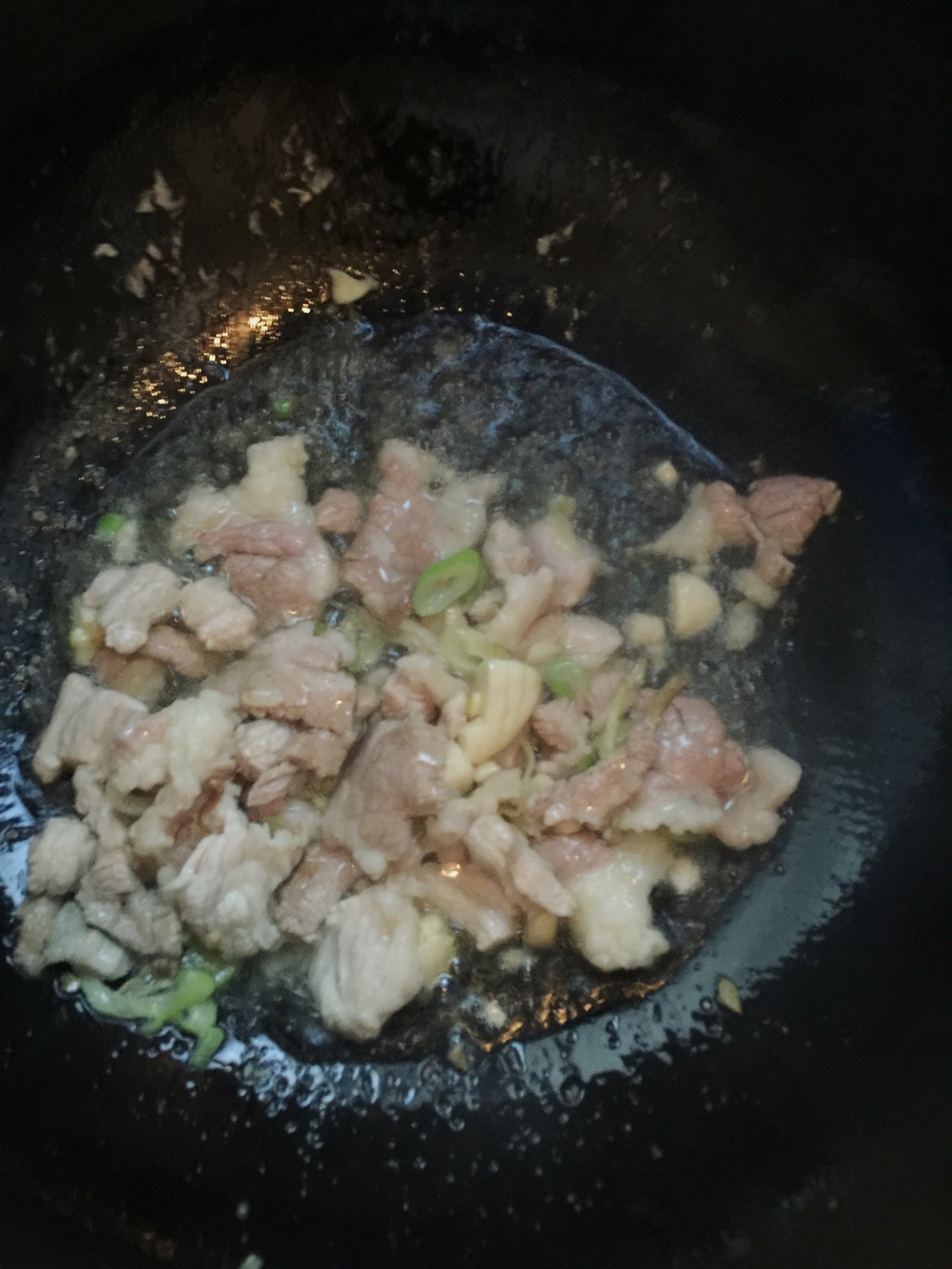 韓式辣白菜炒土豆片的做法 步骤3