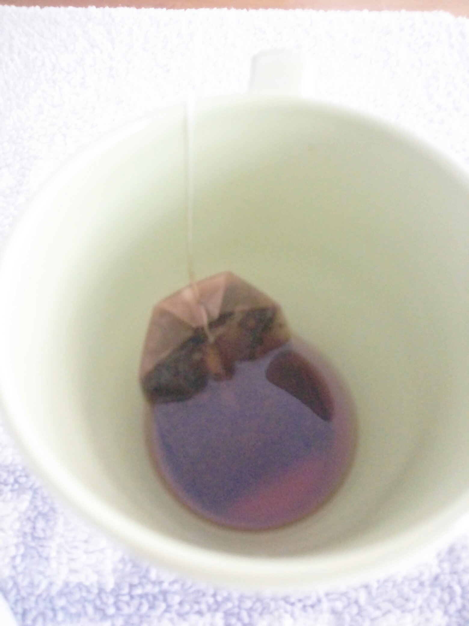 自制奶茶（微波爐版）的做法 步骤1