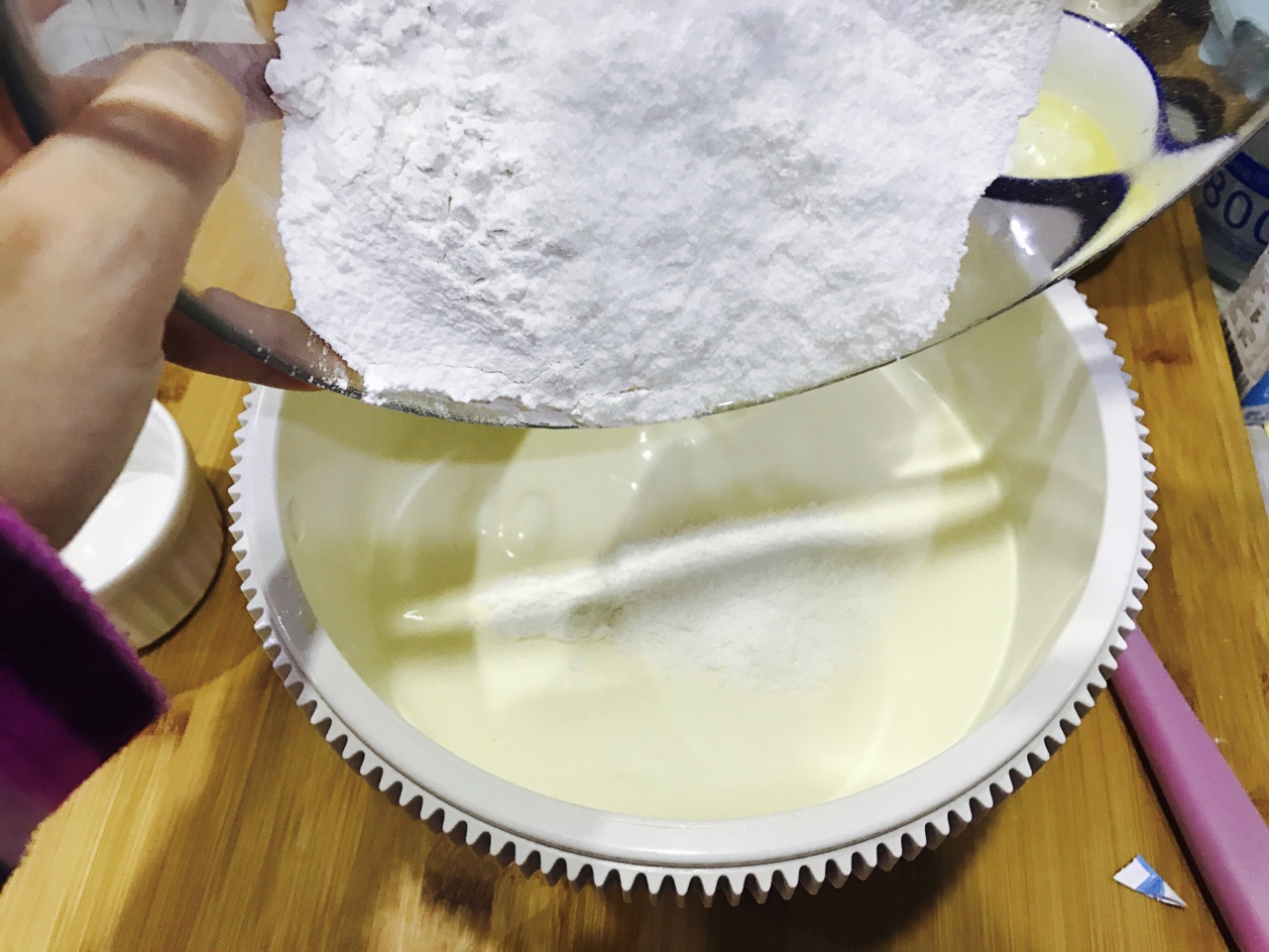 檸檬椰子紙杯蛋糕的做法 步骤3