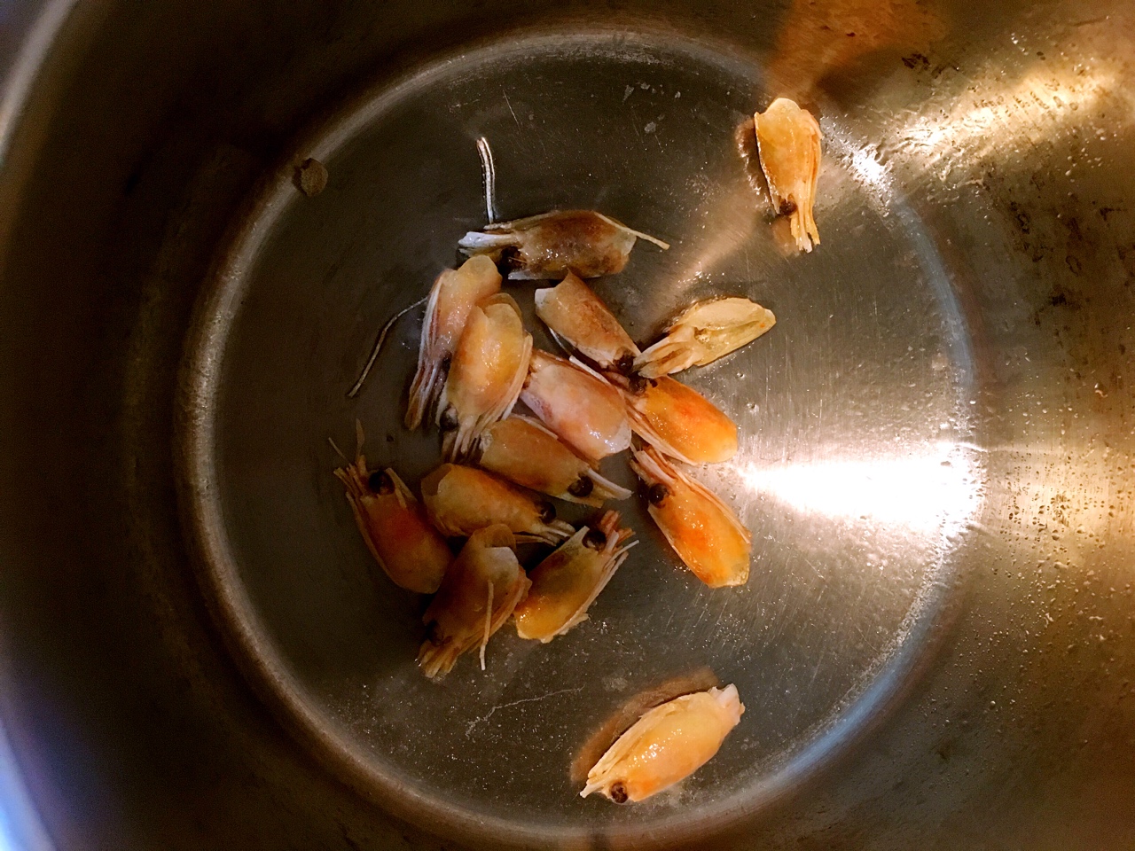 蝦仁蟹黃豆腐湯的做法 步骤4