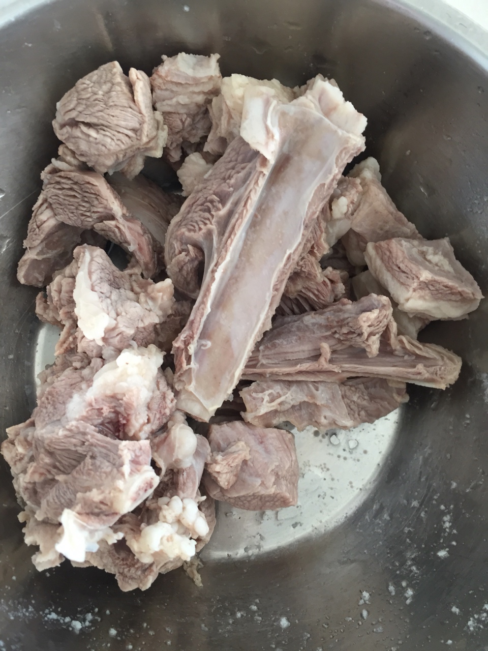 白蘿卜炖羊肉湯的做法 步骤3