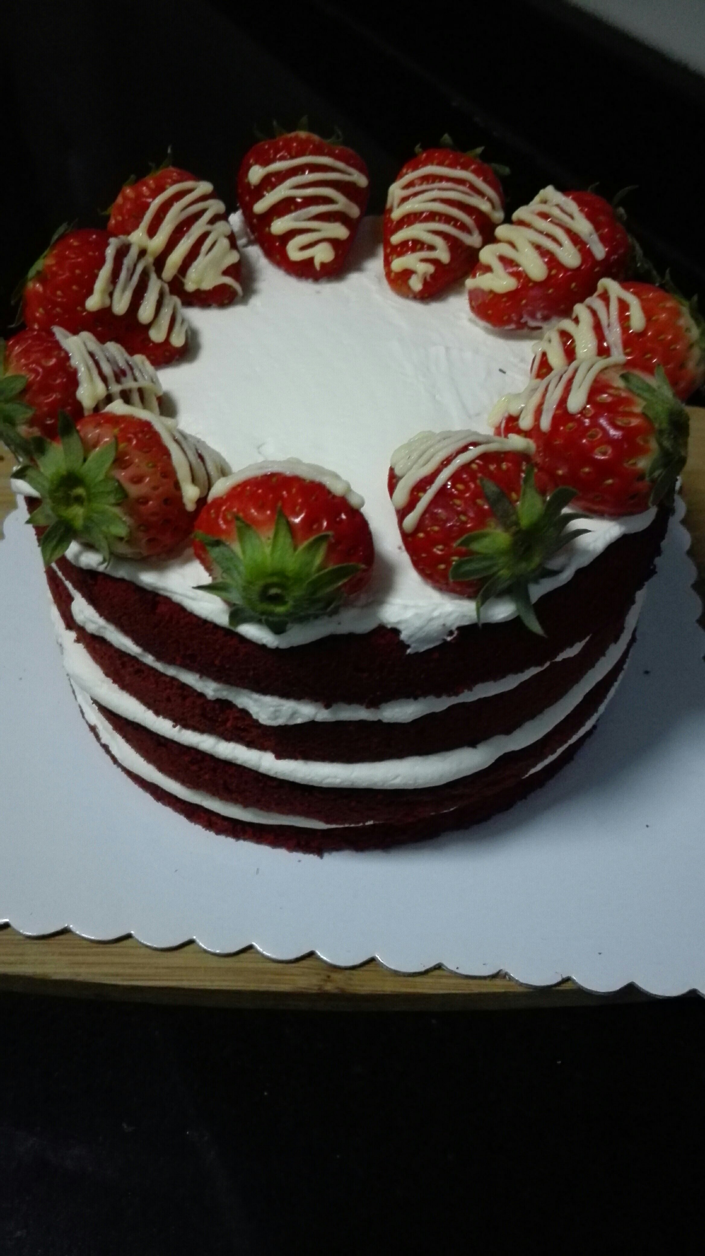 草莓紅絲絨裸蛋糕的做法 步骤8