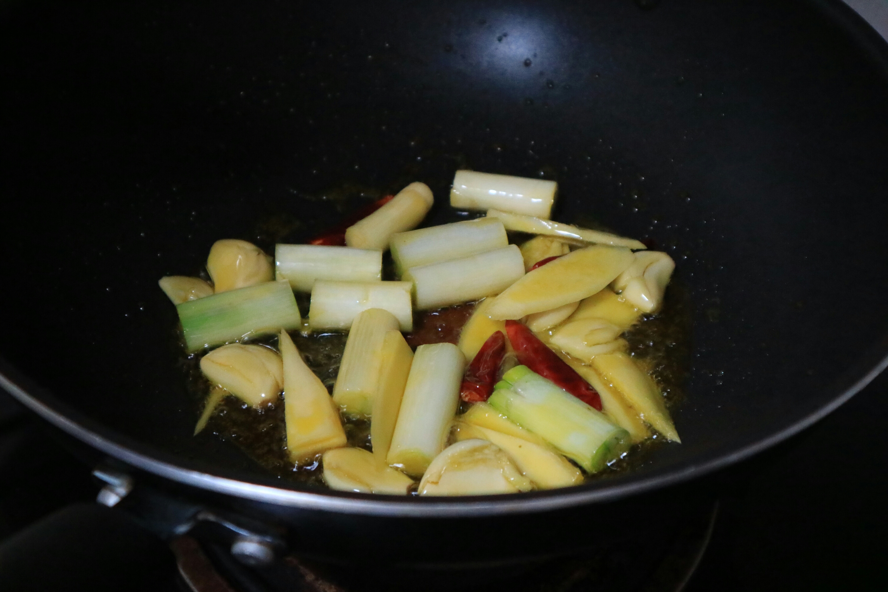 暖心暖胃的快手番茄火鍋的做法 步骤4