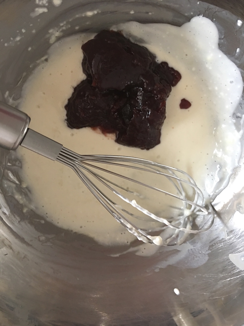 草莓乳酪慕斯~巧克力蛋糕夾層的做法 步骤8