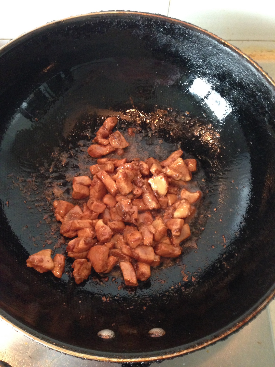 寶寶菜譜︰香菇雞丁燒土豆的做法 步骤4