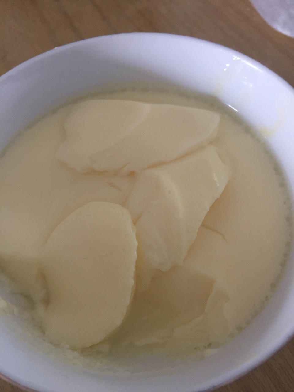 不需要過篩不需要保鮮膜也能蒸出光滑芙蓉蒸蛋的做法 步骤8