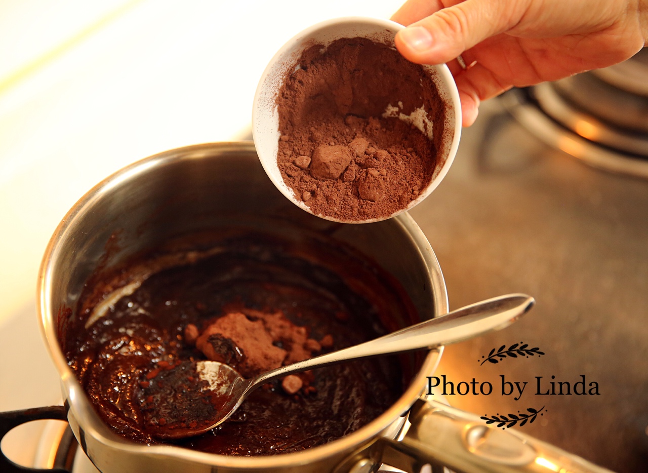 冬日里來一杯“巧克力熱可可”吧！（超詳細分步圖，廚房小白都可以輕松搞定）的做法 步骤6