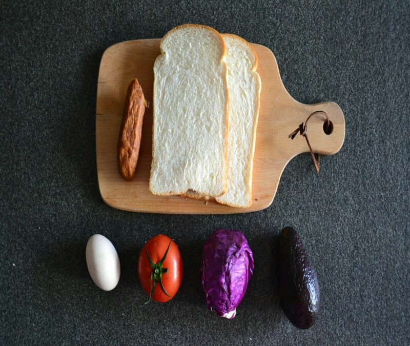 【美味超厚】牛油果火腿雞蛋三明治的做法 步骤1