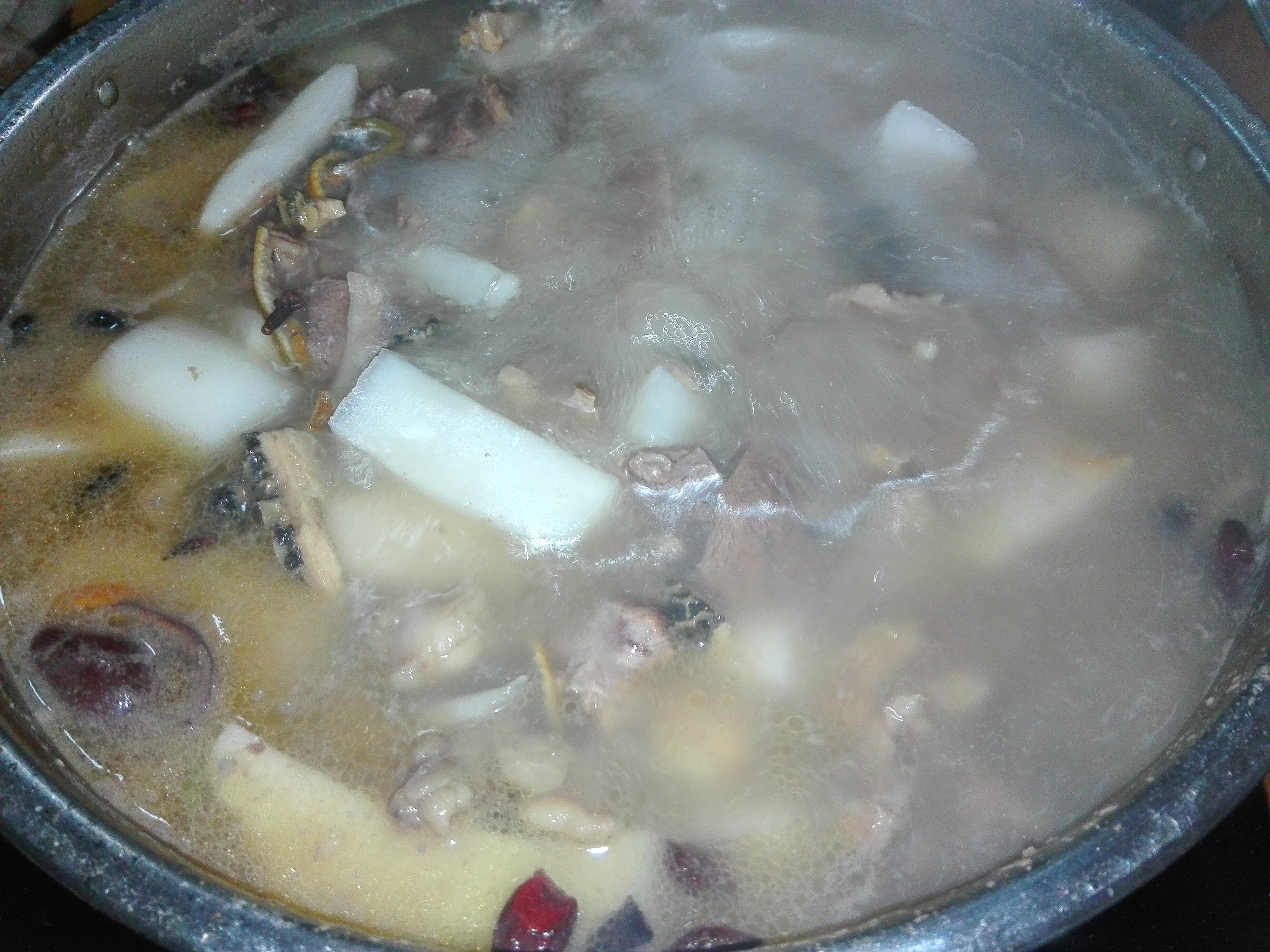 清炖蘿卜牛肉湯的做法 步骤5
