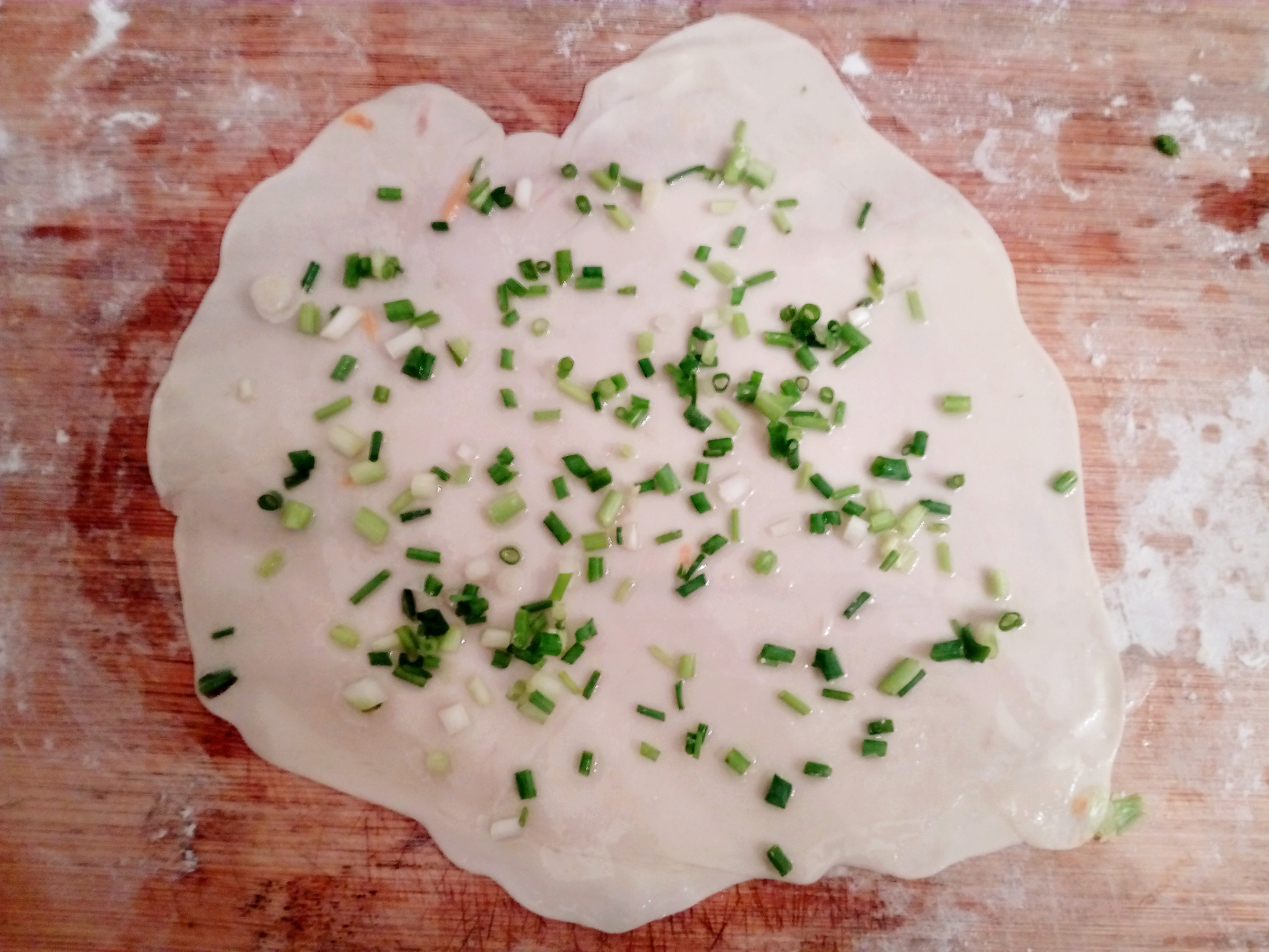 【頭媽廚房86】又香又脆的蔥油餅的做法 步骤6