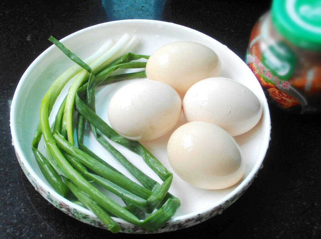韓式泡菜雞蛋卷的做法 步骤1