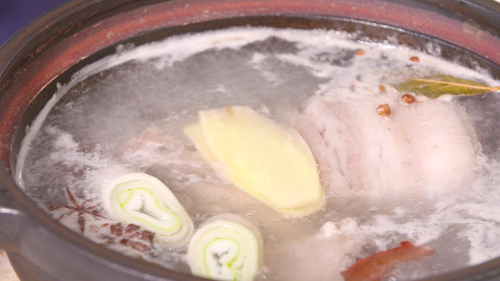 酸菜汆白肉，酸爽解膩東北名菜的做法 步骤2