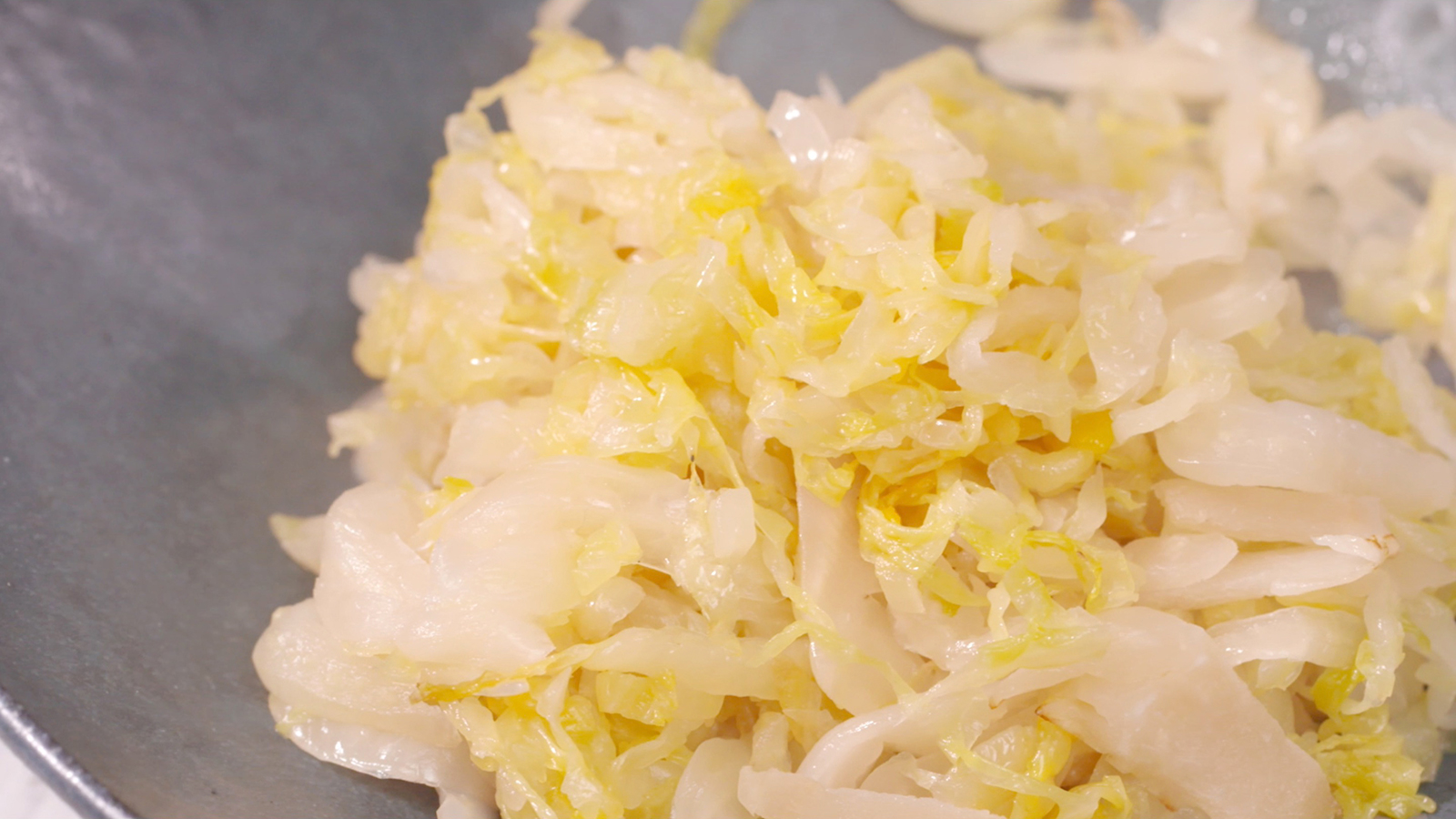 酸菜汆白肉，酸爽解膩東北名菜的做法 步骤5