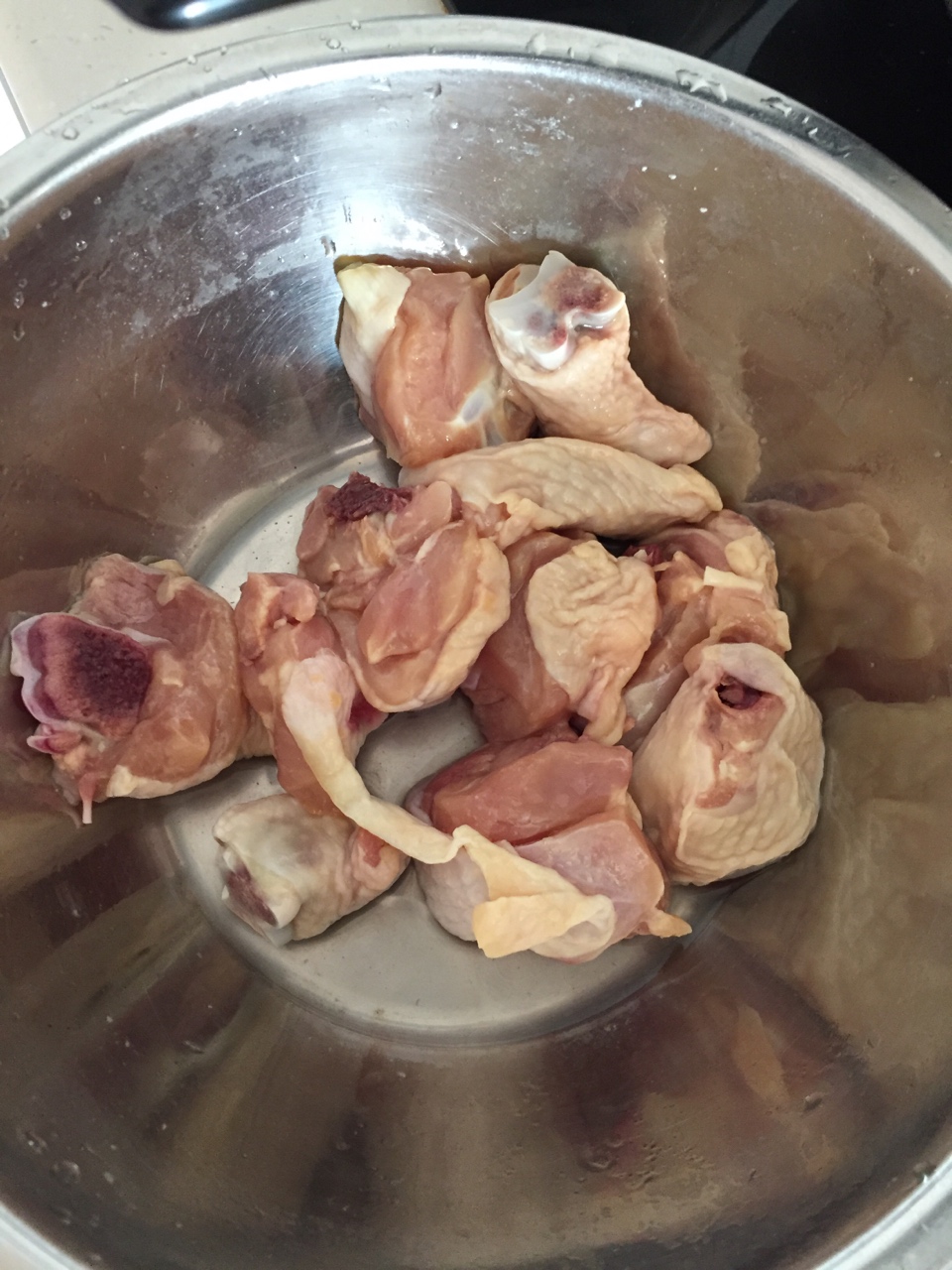 蘿卜干兒柱侯醬燒雞塊的做法 步骤1
