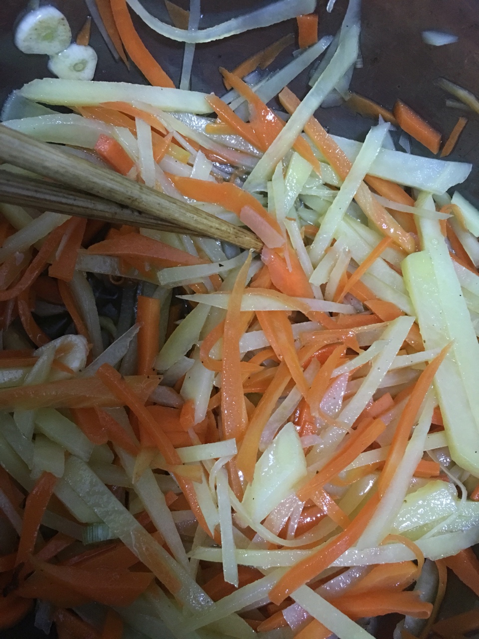 冷盤，土豆絲，胡蘿卜絲的做法 步骤5