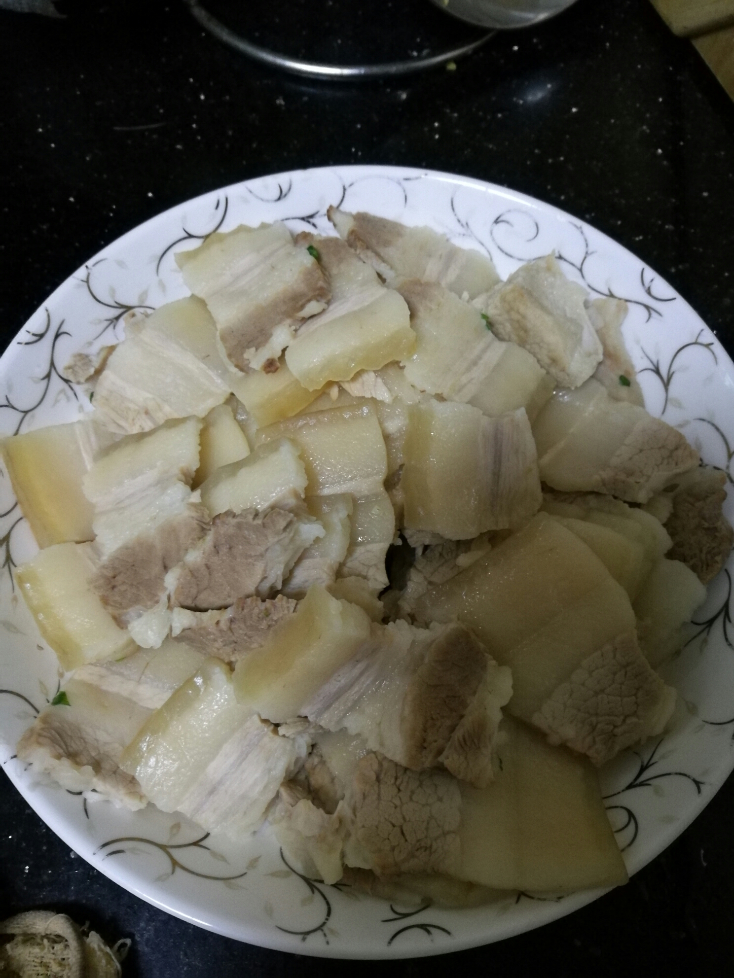 四川家常甜口回鍋肉的做法 步骤2
