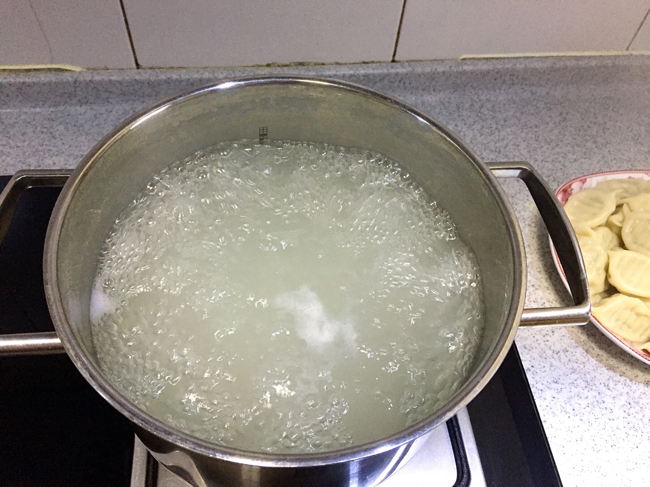 煮速凍餃子不破的小妙招的做法 步骤8