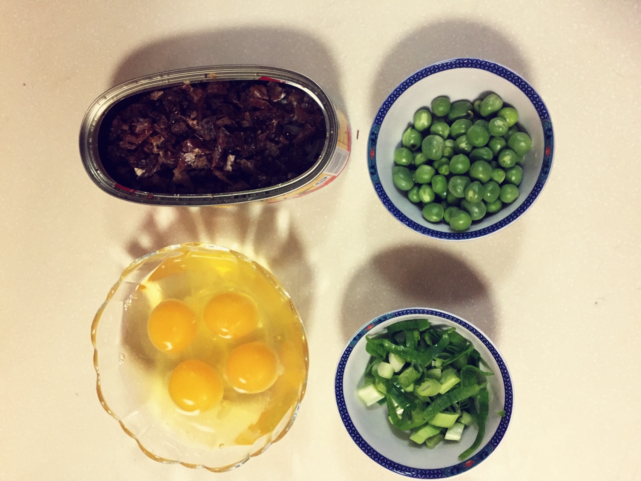 豆豉鯪魚炒蛋的做法 步骤1