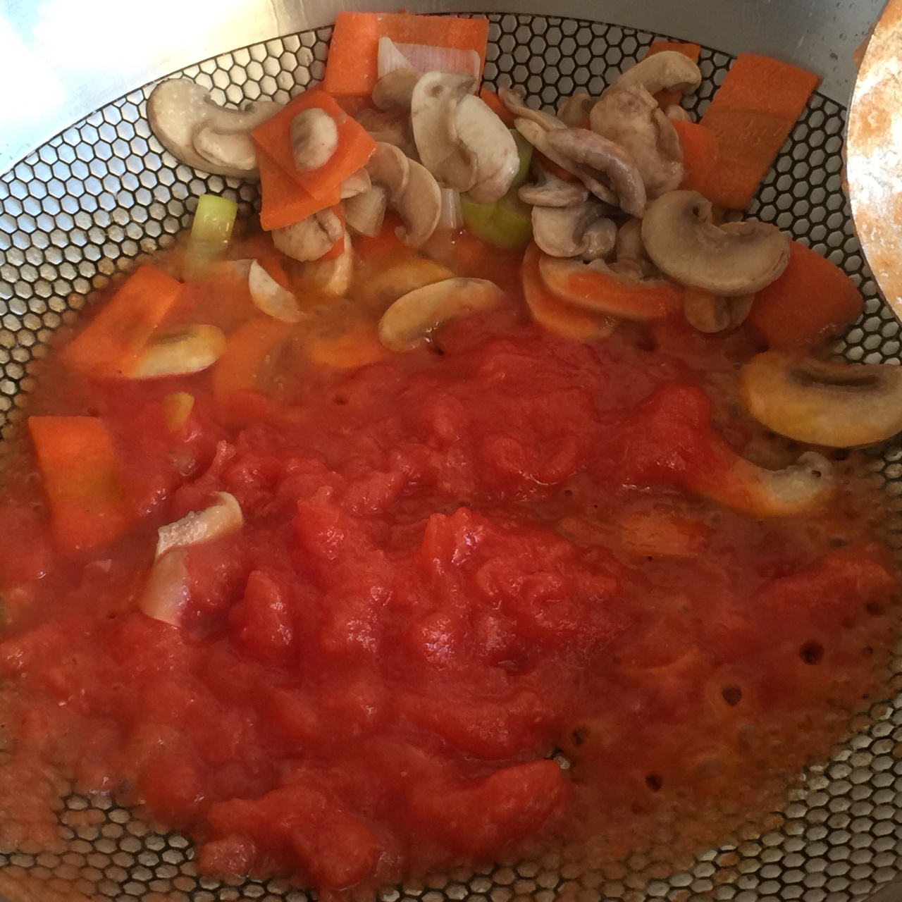 喂飽小怪物速成班－西紅柿疙瘩湯的做法 步骤8