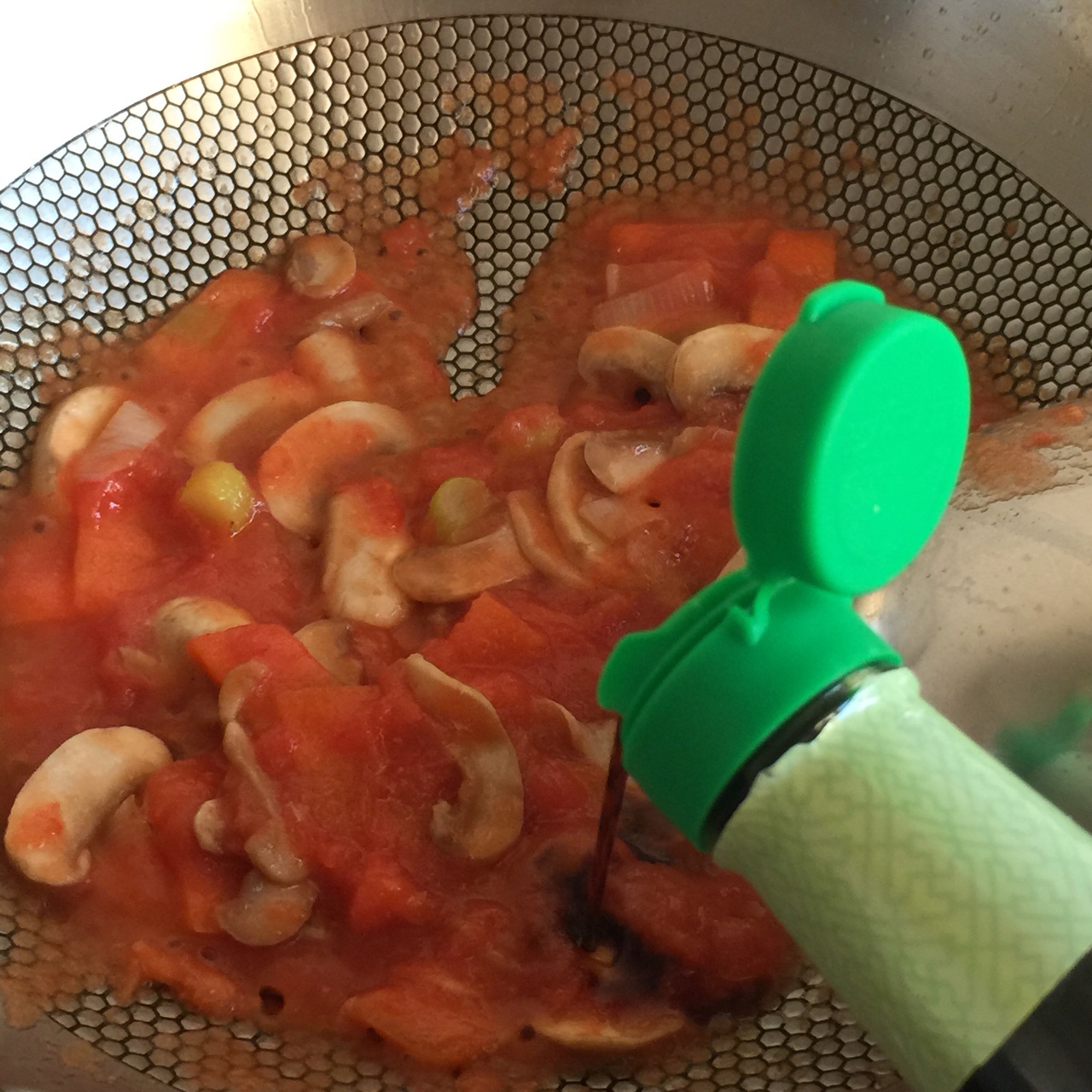 喂飽小怪物速成班－西紅柿疙瘩湯的做法 步骤10