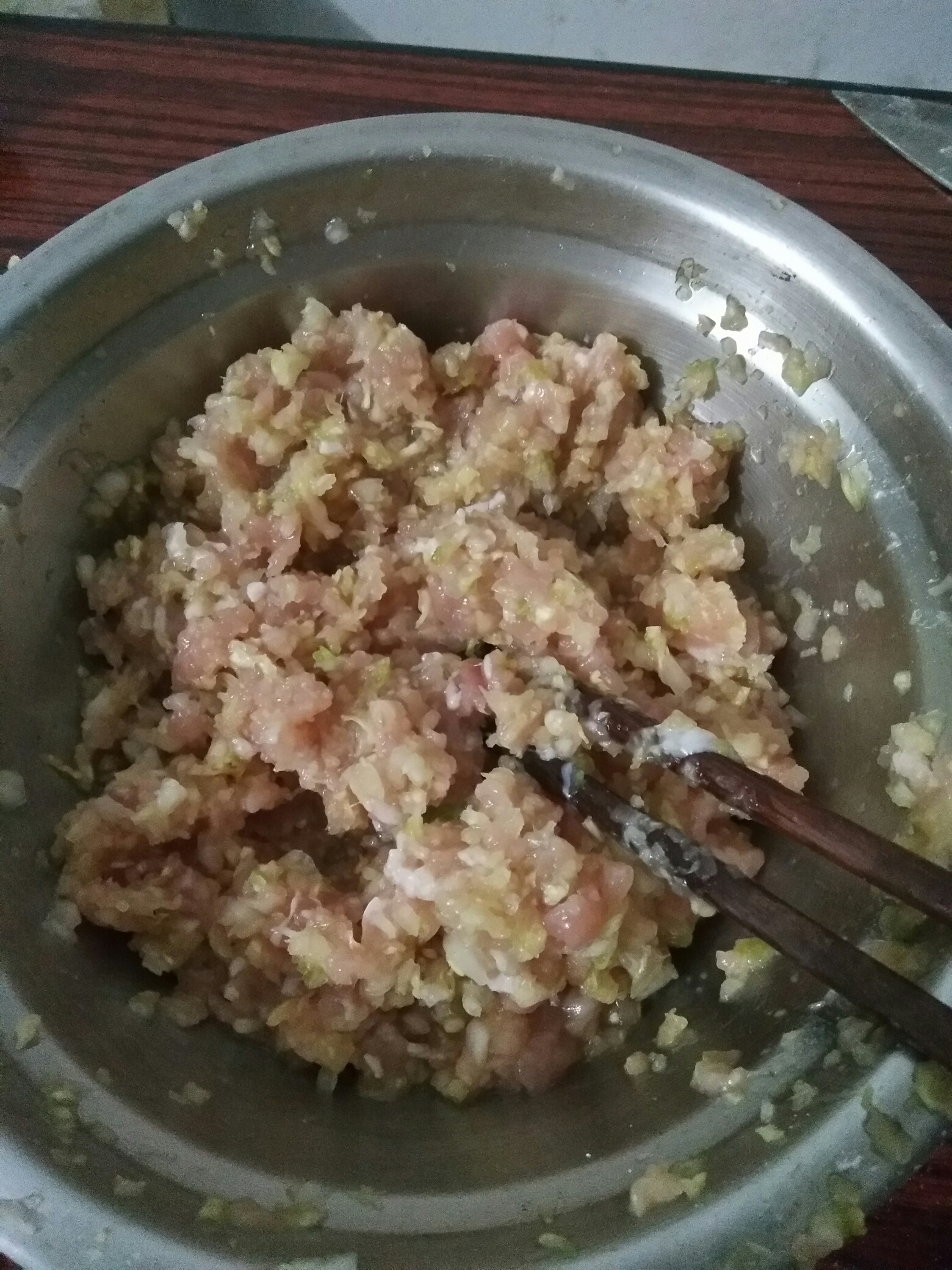 家常白菜豬肉水餃的做法 步骤3