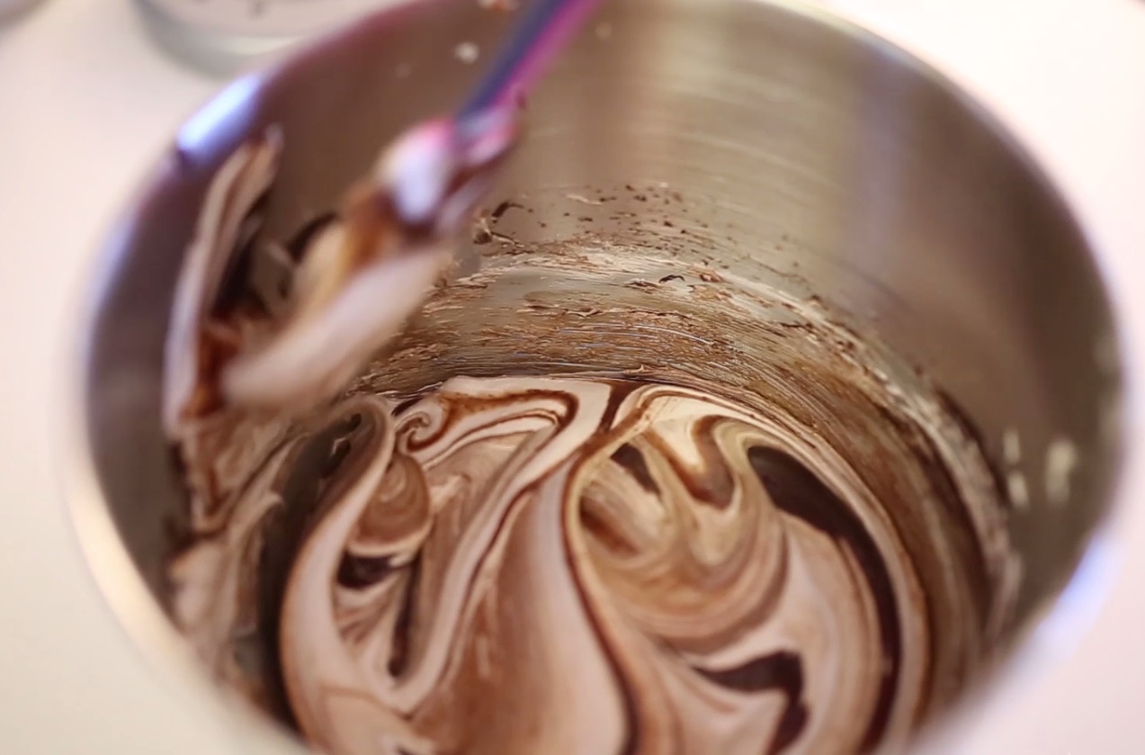 巧克力蛋白奶油蛋糕 Pavlova的做法 步骤4