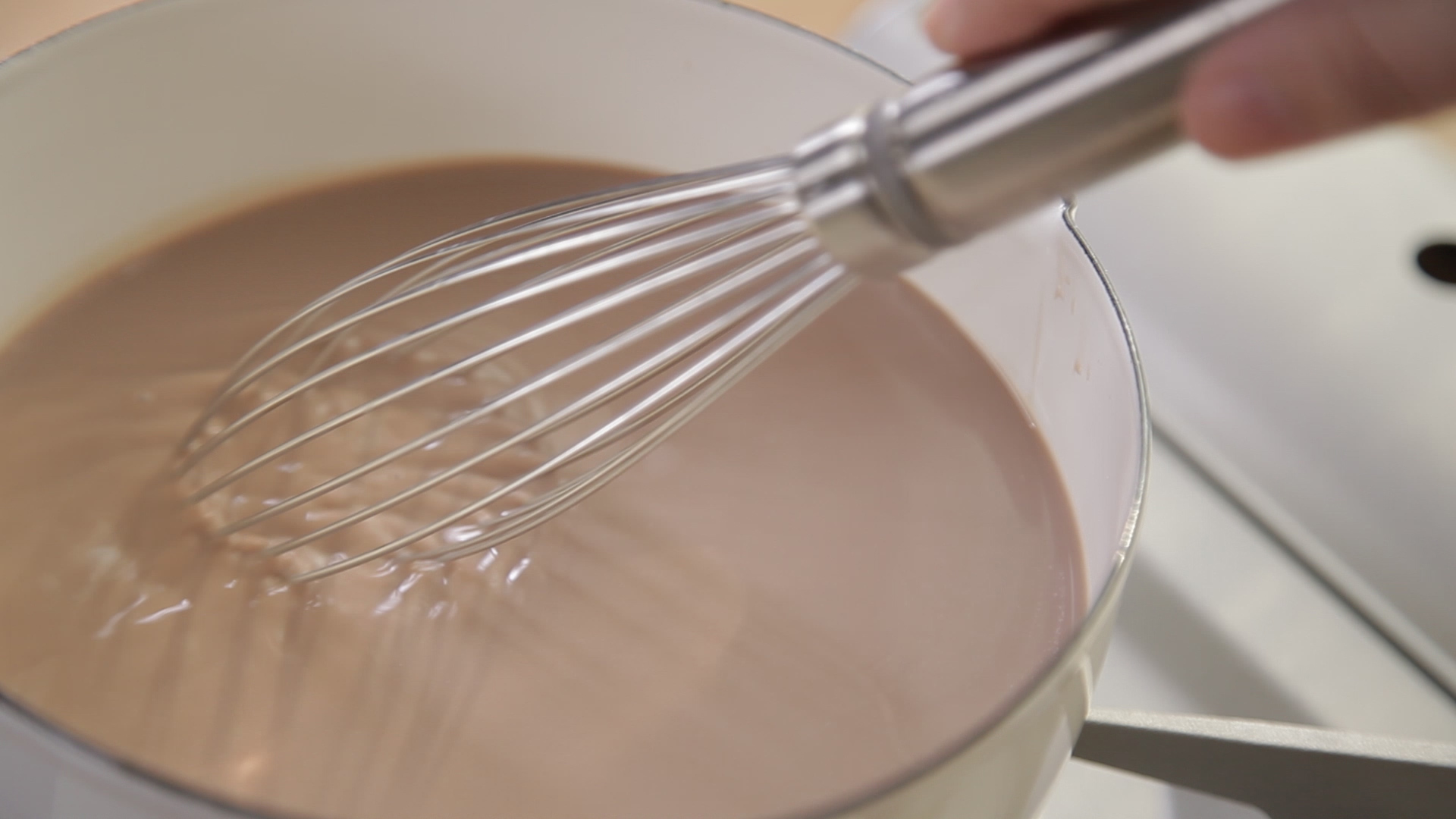 不用烤箱的巧克力牛奶布丁的做法 步骤5