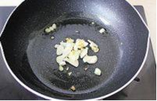 兵鴿秋葵小炒——清腸又減肥的美味的做法 步骤9