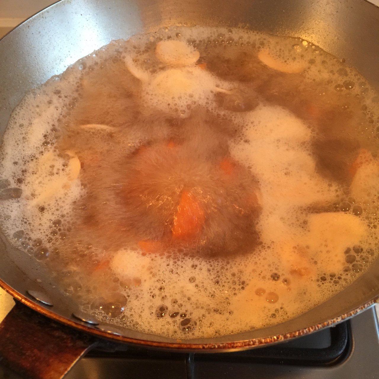 喂飽小怪物速成班－一碗好吃的餛飩湯的做法 步骤9