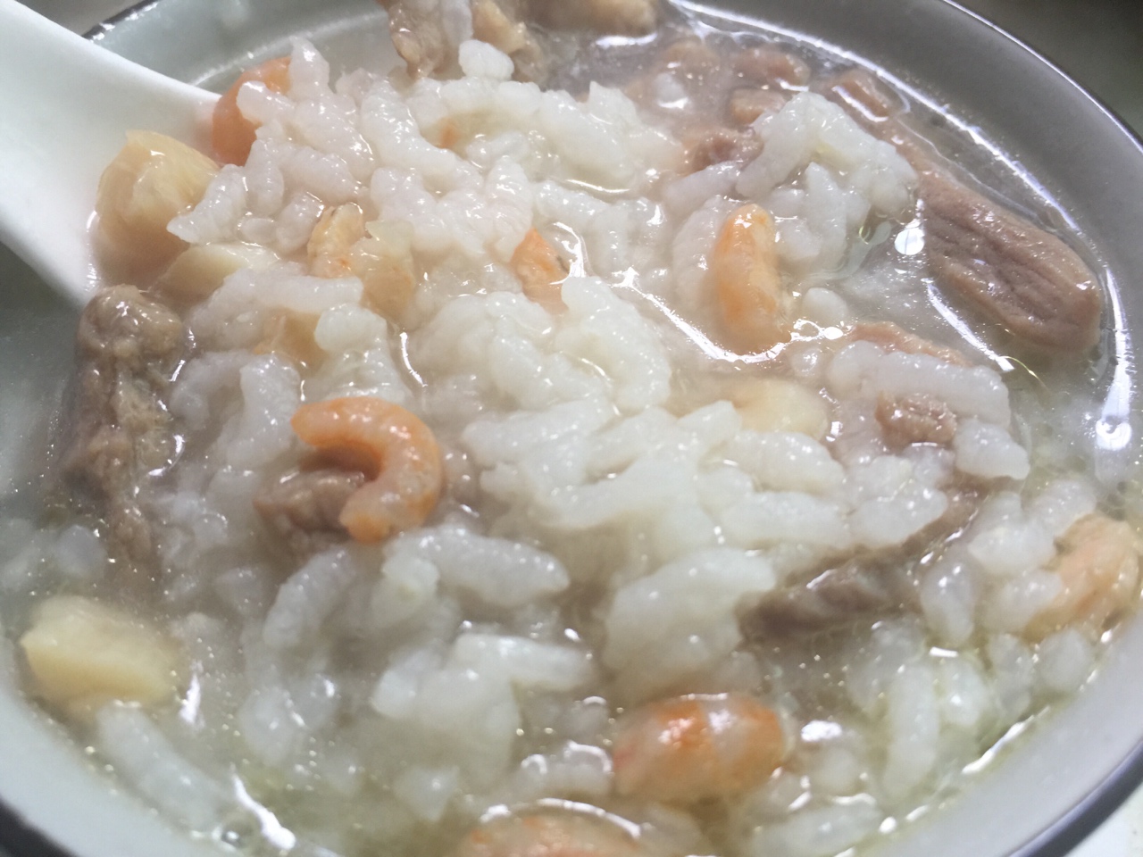 瑤柱蝦米肉片沙鍋粥的做法 步骤5