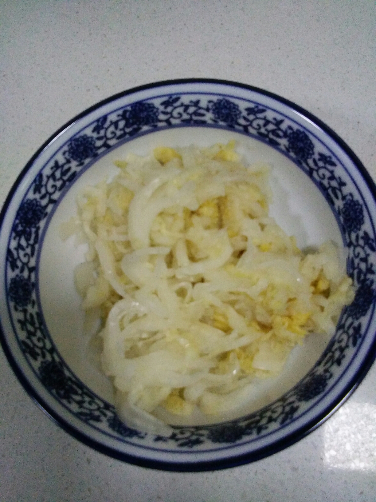 酸菜肉絲細粉疙瘩湯的做法 步骤2