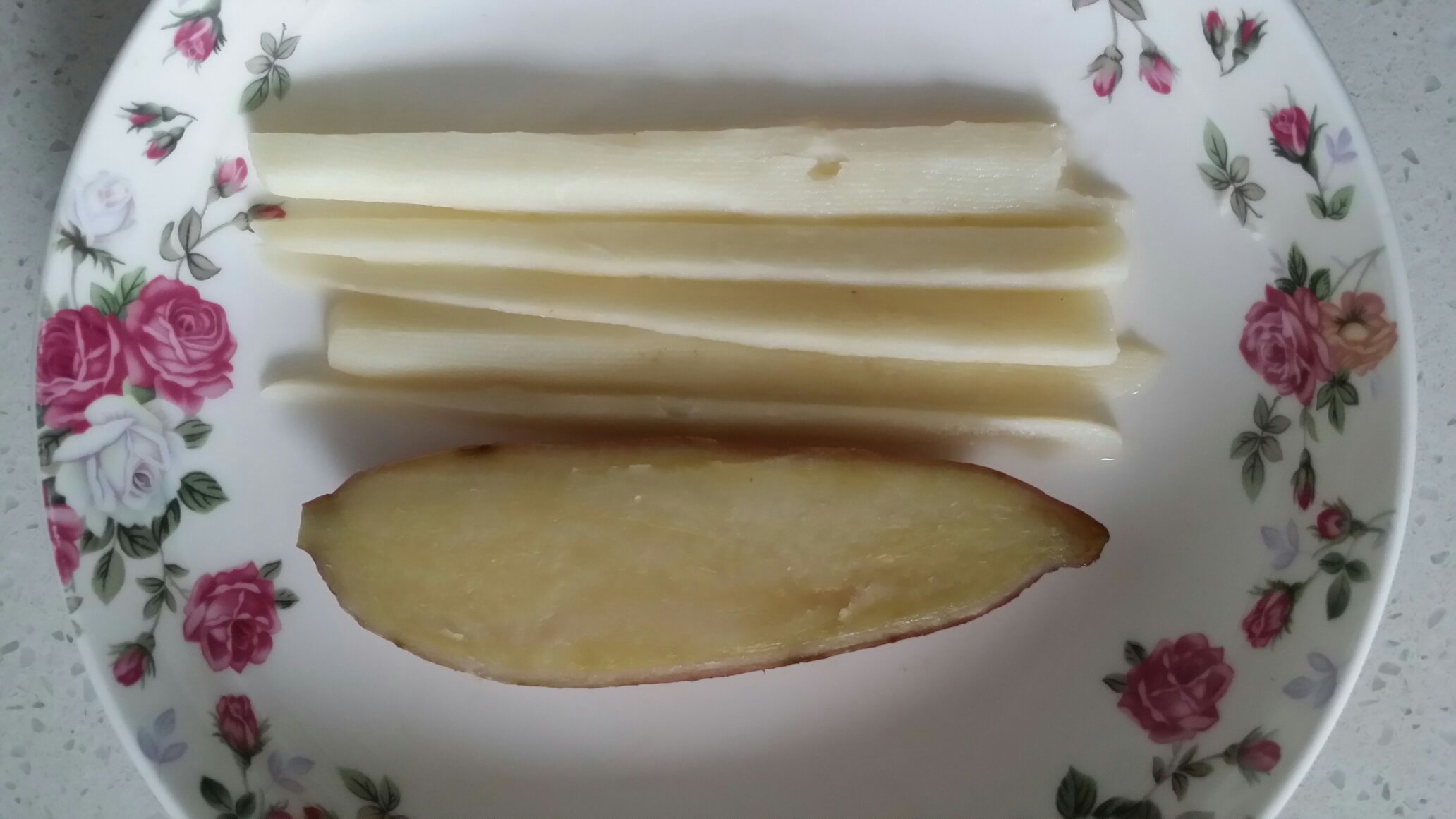 輔食:紅薯蔬菜餅的做法 步骤2