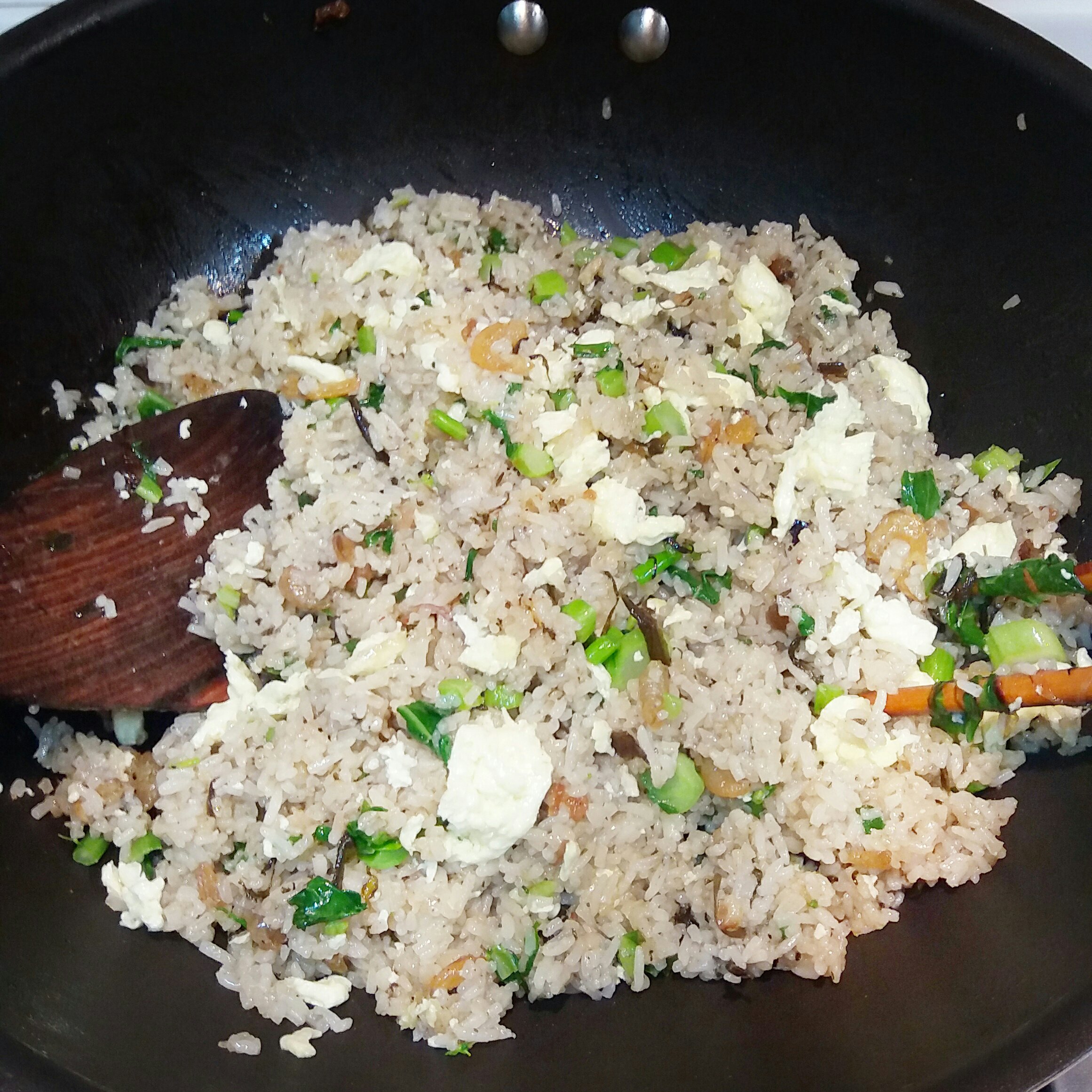 欖菜蝦米雞蛋炒飯的做法 步骤9