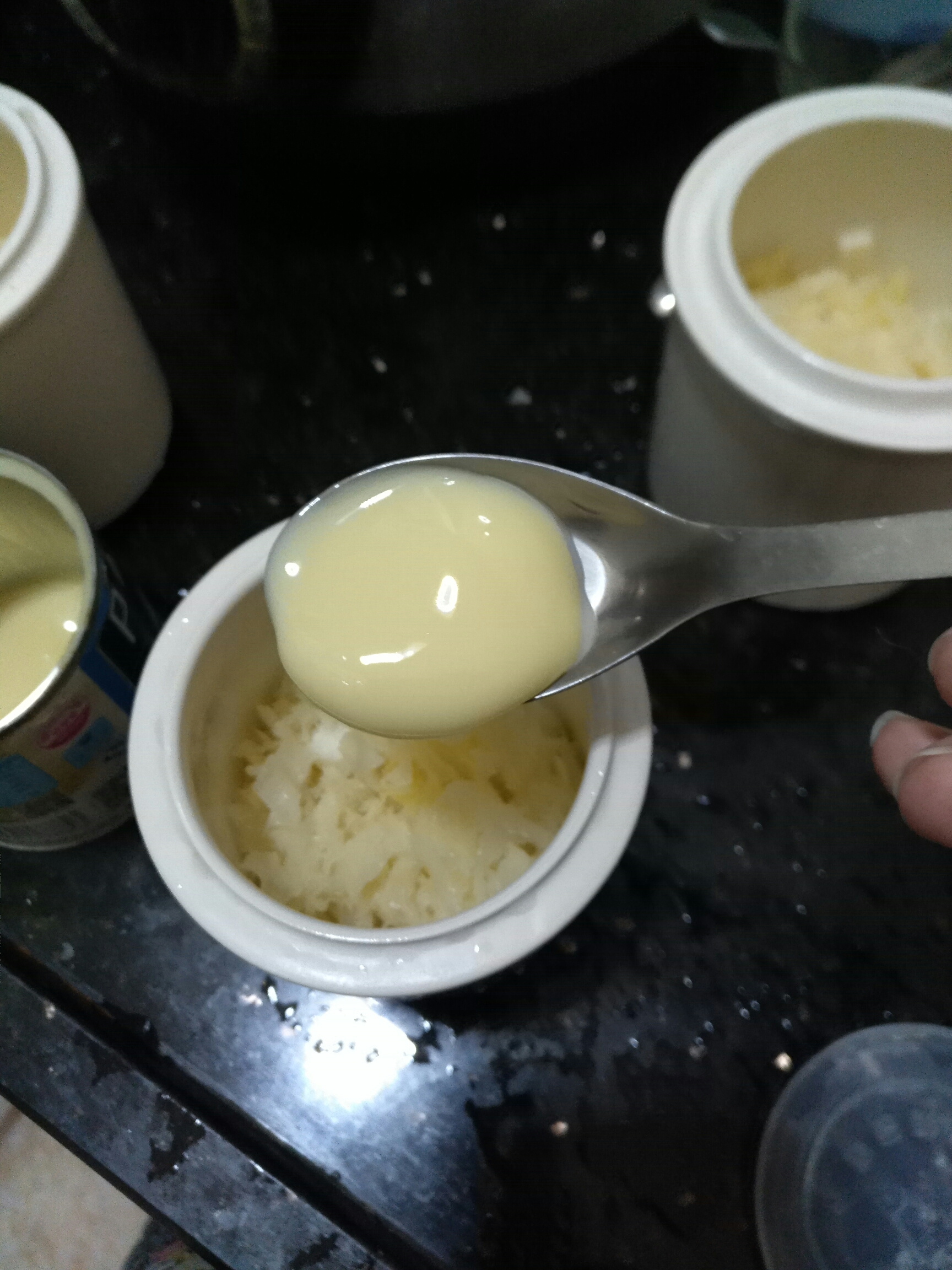 奶香冰糖炖雙雪的做法 步骤3