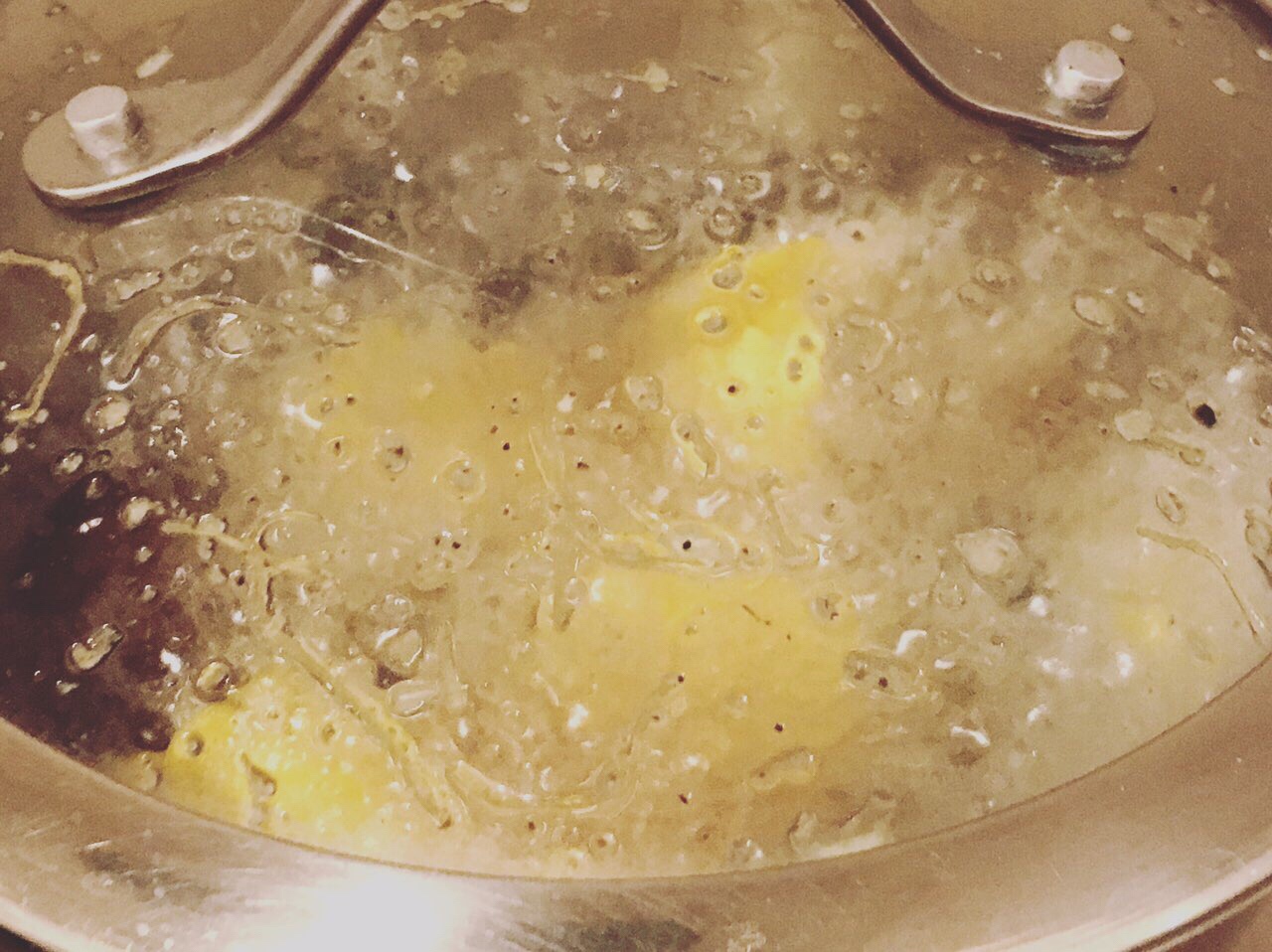 素煲湯︰山藥玉米生姜炖香菇花生和黃豆的做法 步骤3