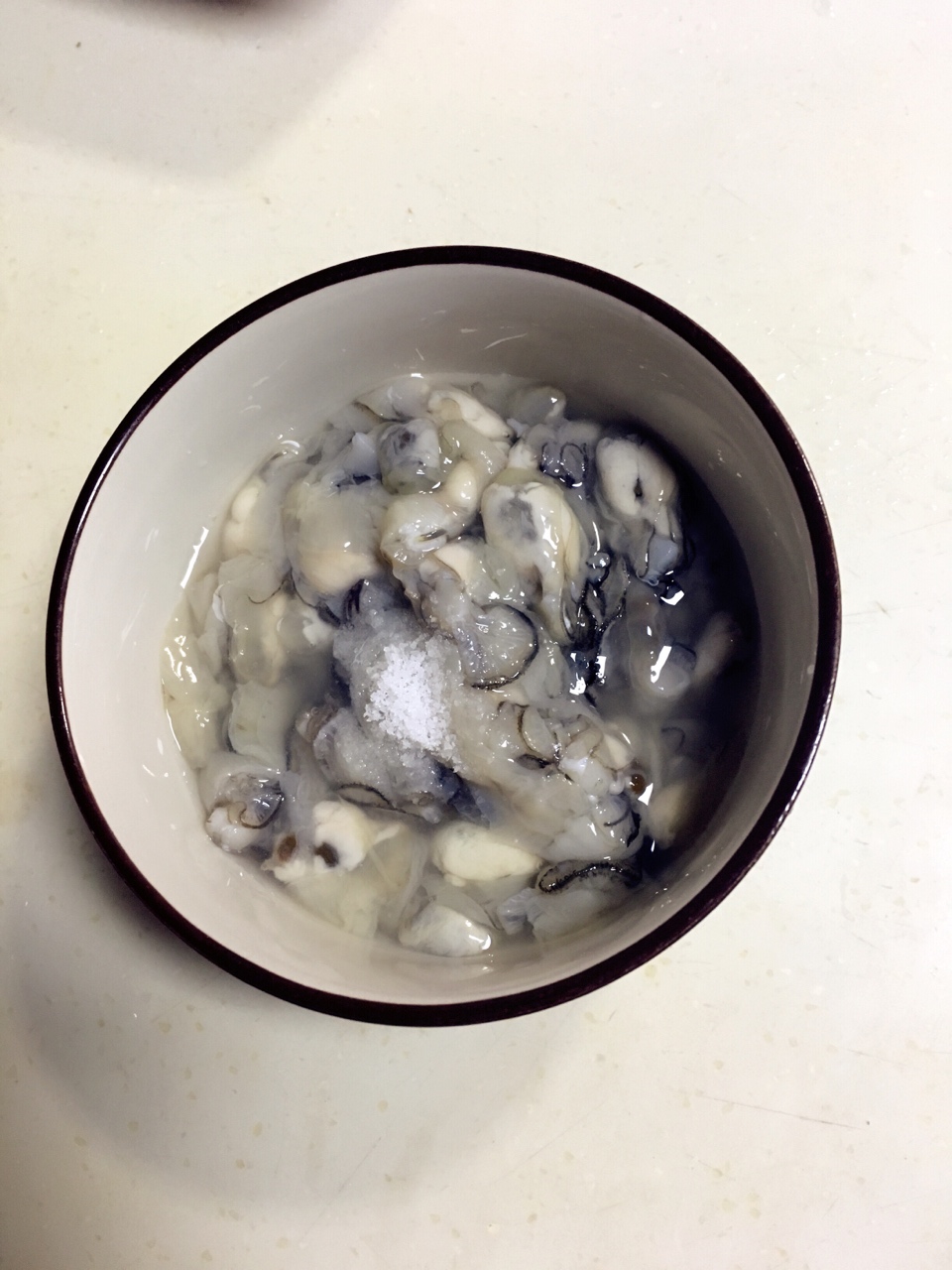 寶寶輔食︰海蠣炖蛋的做法 步骤1