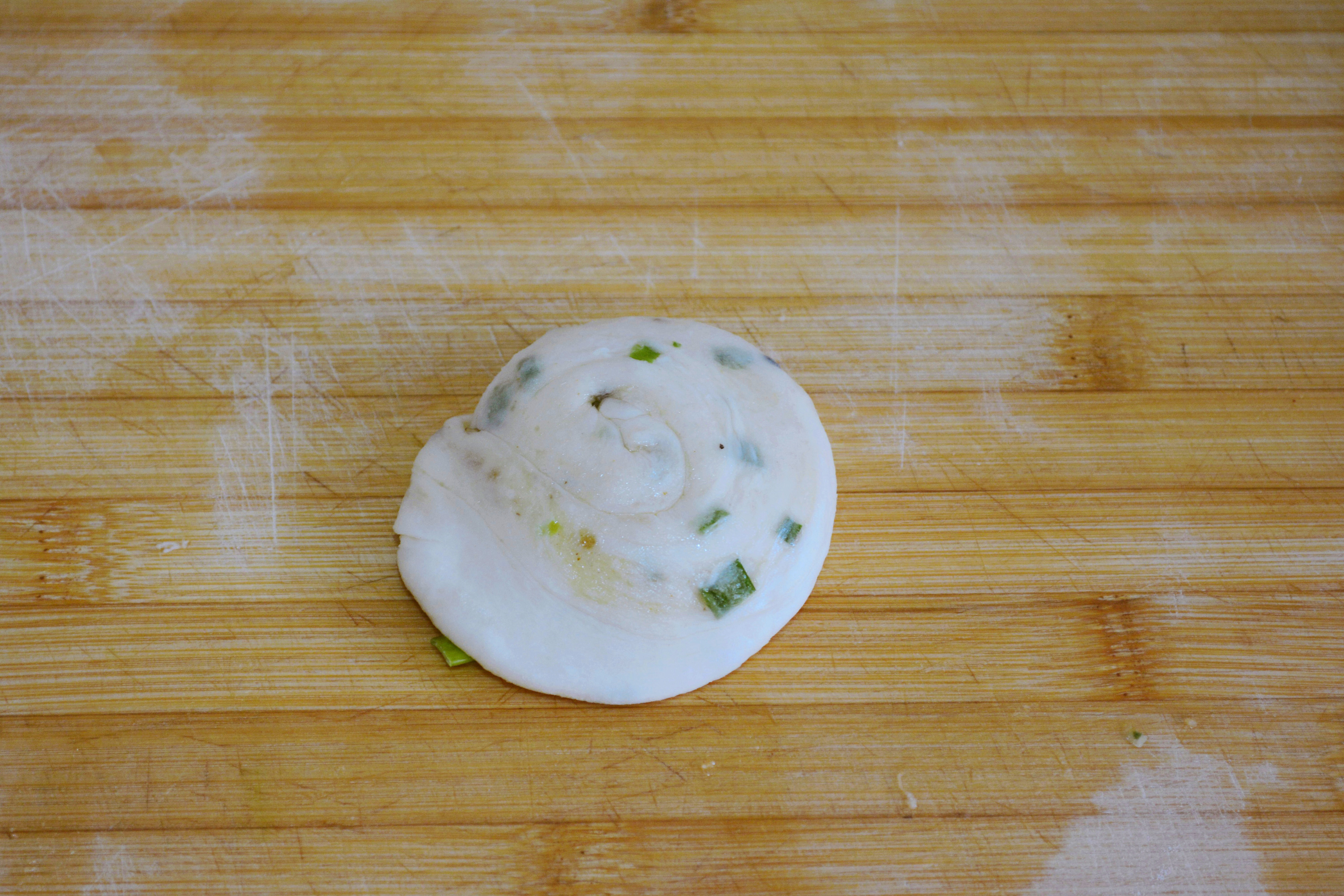 簡單的濃香千層蔥油餅的做法 步骤19