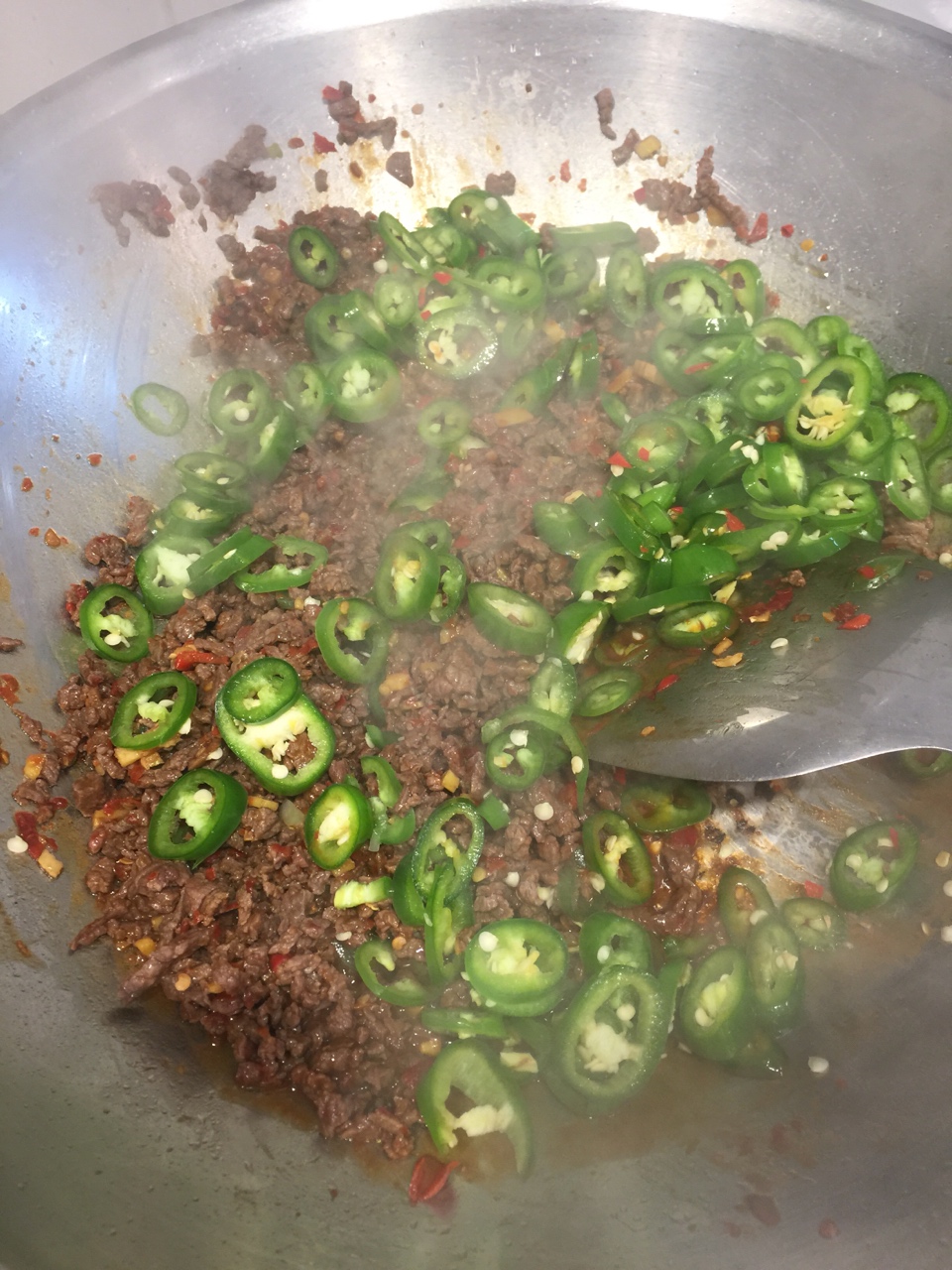 芹菜青椒碎米牛肉的做法 步骤8