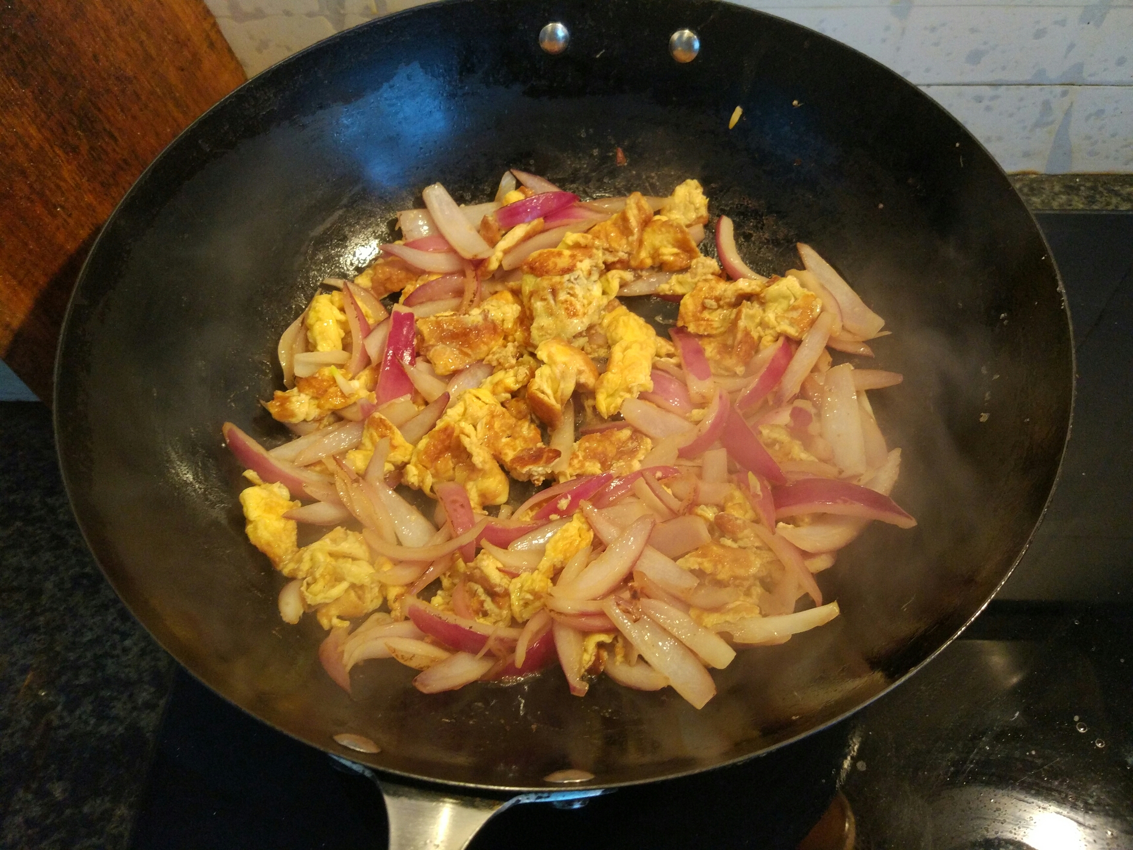 耗油雞蛋炒洋蔥的做法 步骤7