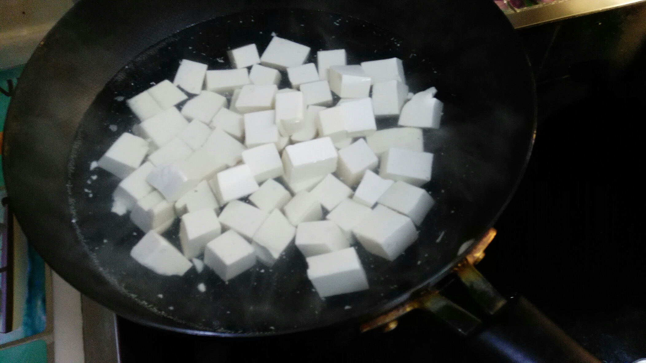 我家的〞飯掃光〞之一——麻婆豆腐的做法 步骤5