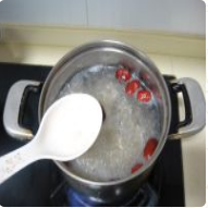 兵鴿薏米紅棗桂圓湯的做法 步骤5