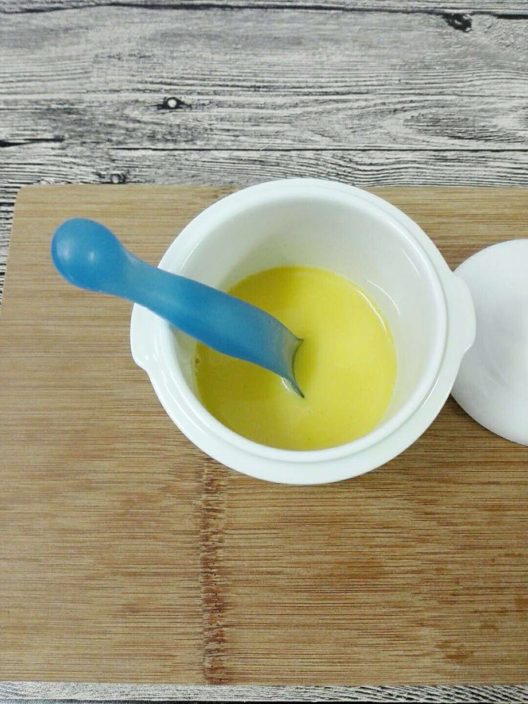 超嫩雞蛋羹（零失敗版）寶寶營養輔食 蒸水蛋的做法 步骤3