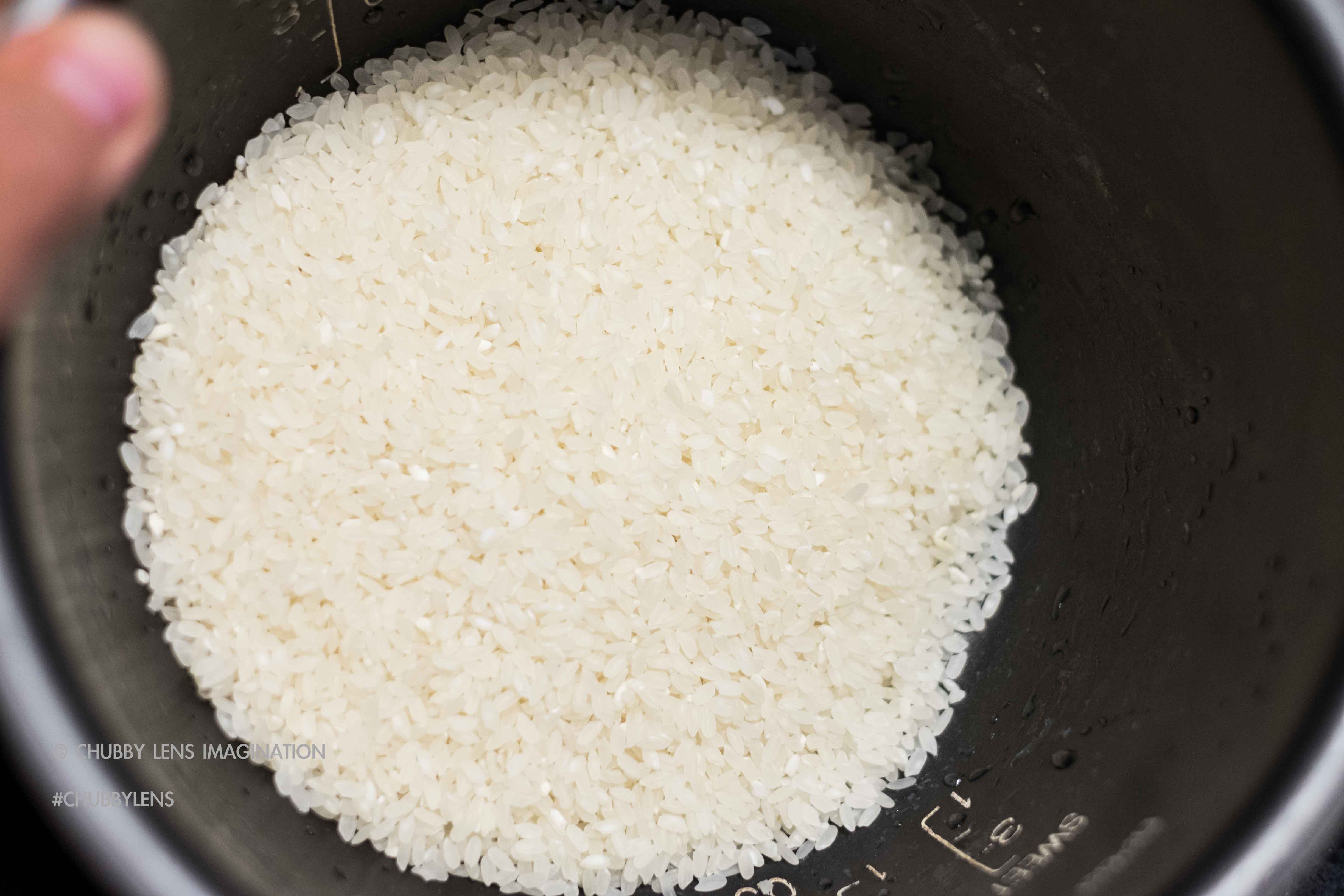 豬油撈飯 - 教你做一碗簡單而誠摯的米飯的做法 步骤1