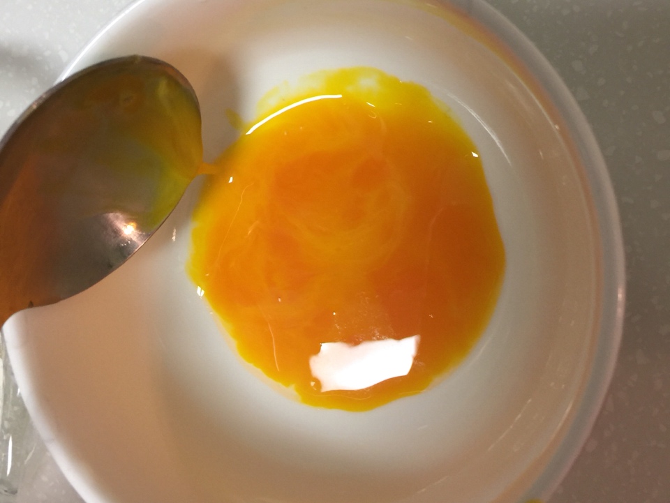 寶寶輔食西紅柿雞蛋疙瘩湯的做法 步骤2