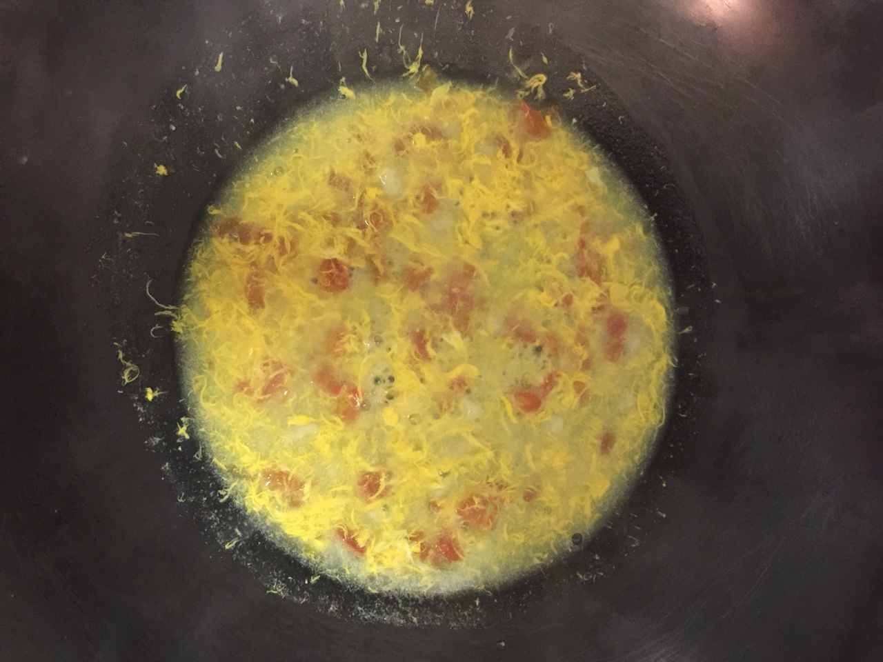 寶寶輔食西紅柿雞蛋疙瘩湯的做法 步骤4