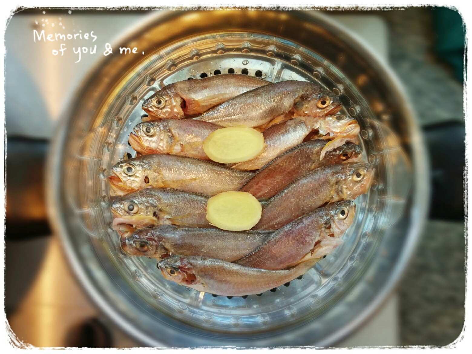 蔥油小黃魚的做法 步骤2