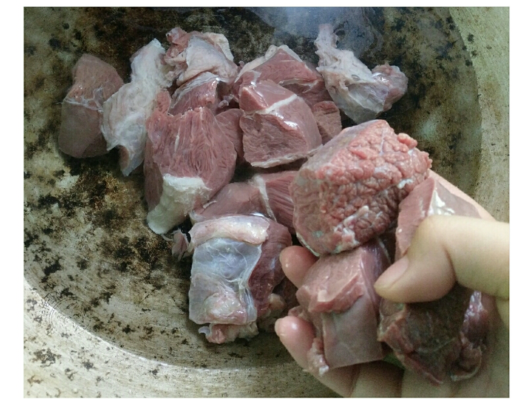 紅燜牛肉的做法 步骤2